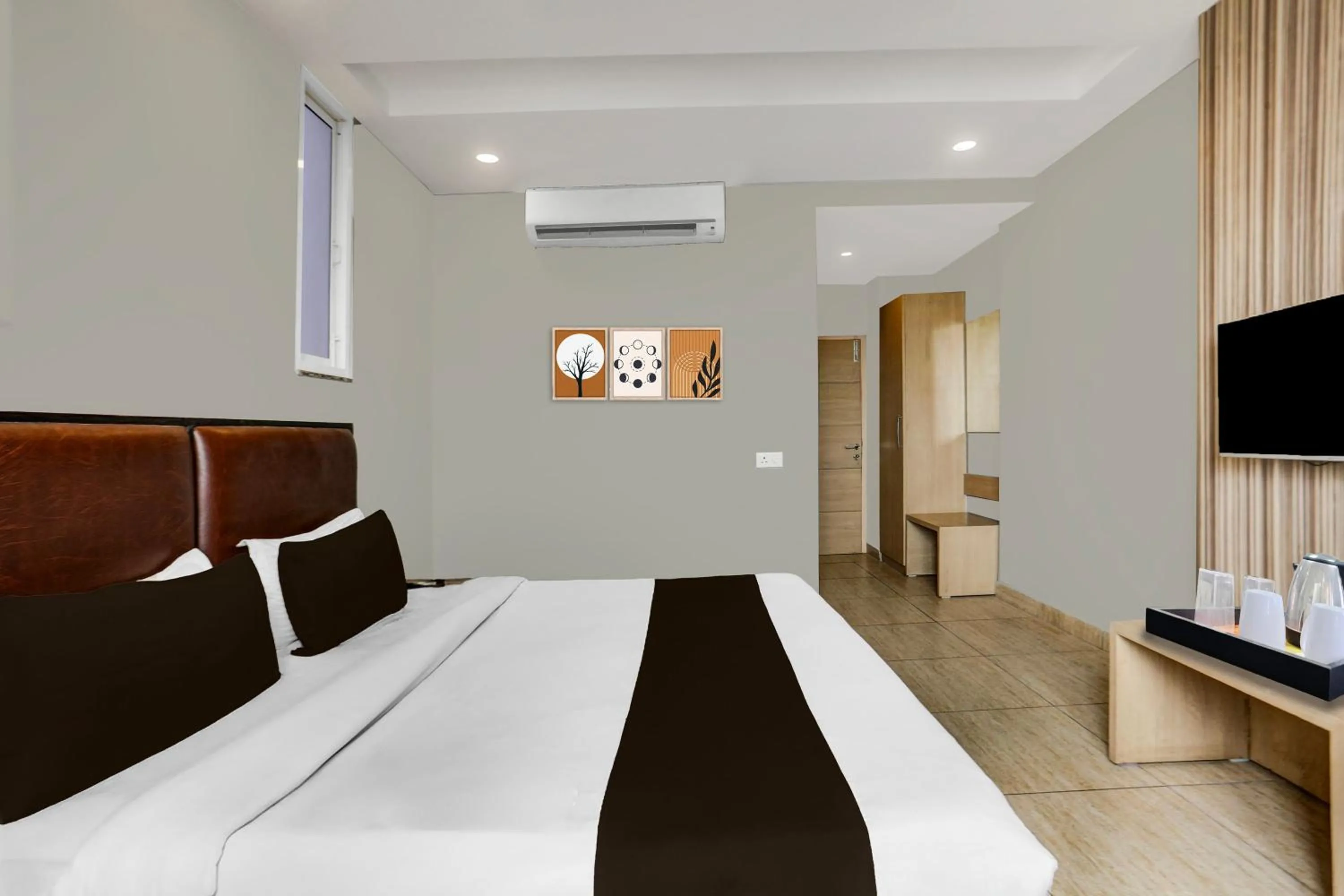 Bedroom, Bed in Hotel O Haldwani Near Bus Stand