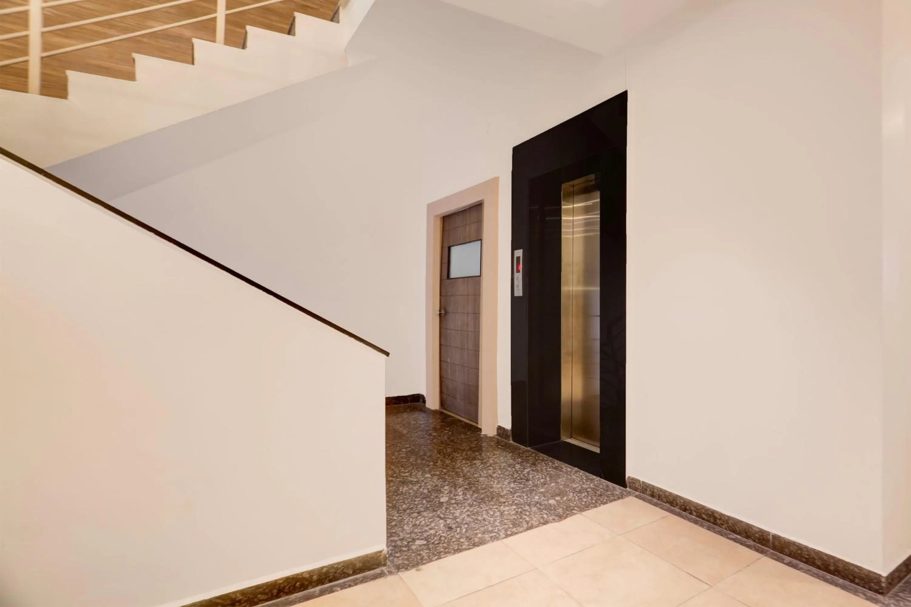 Lobby or reception in Hotel O Haldwani Near Bus Stand