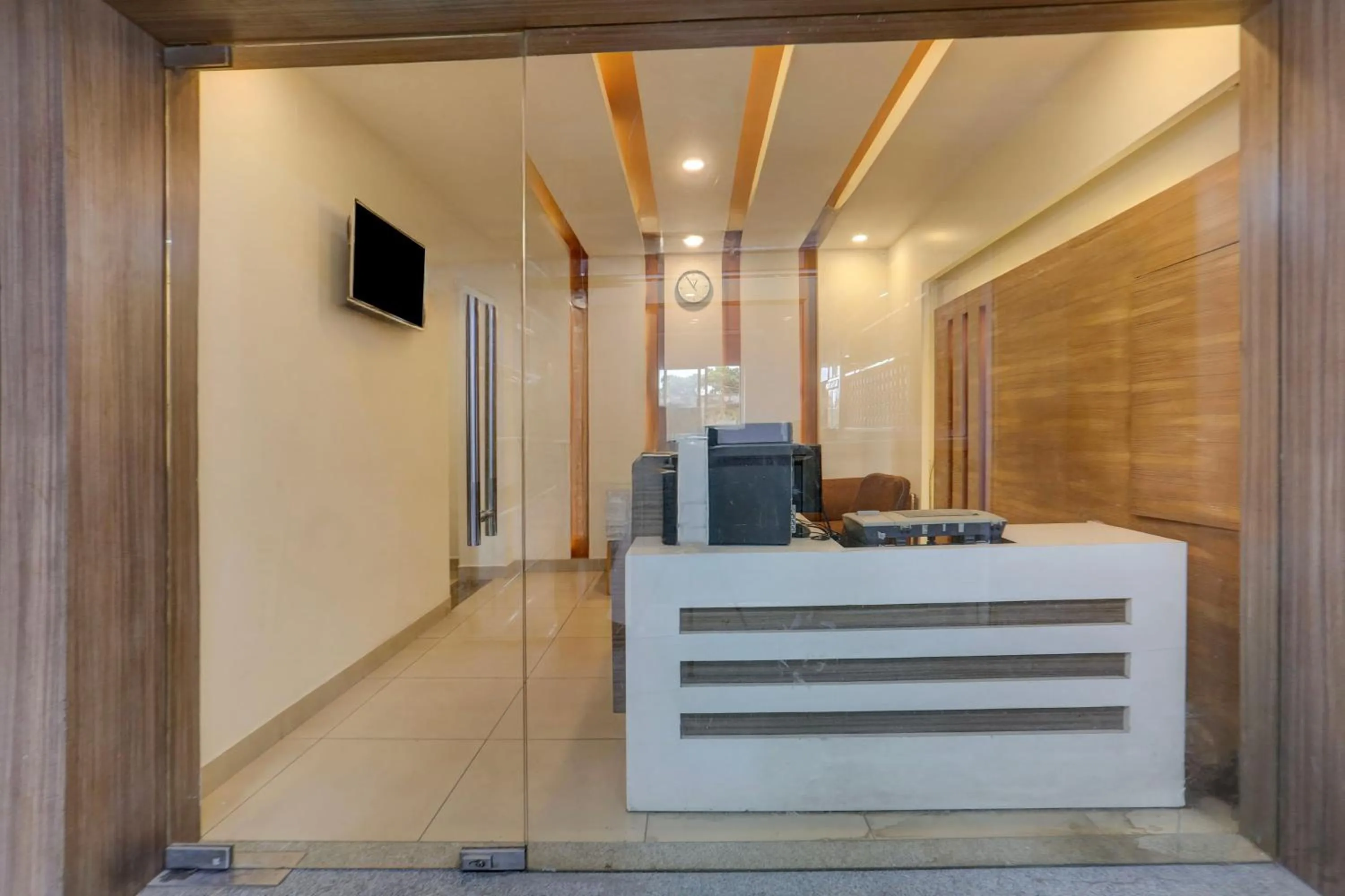 Facade/entrance in Hotel O Haldwani Near Bus Stand