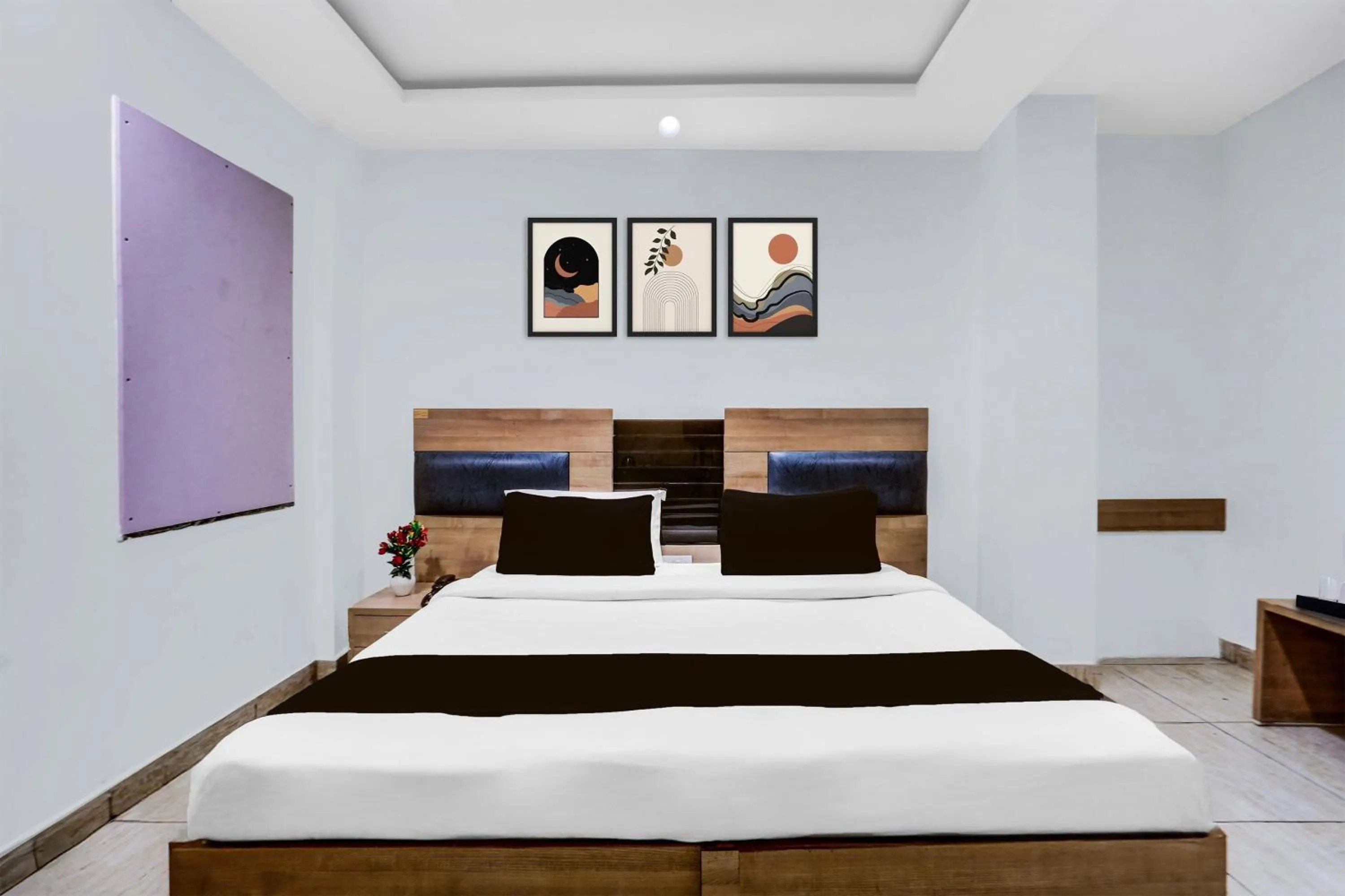 Bedroom, Bed in Hotel O Haldwani Near Bus Stand