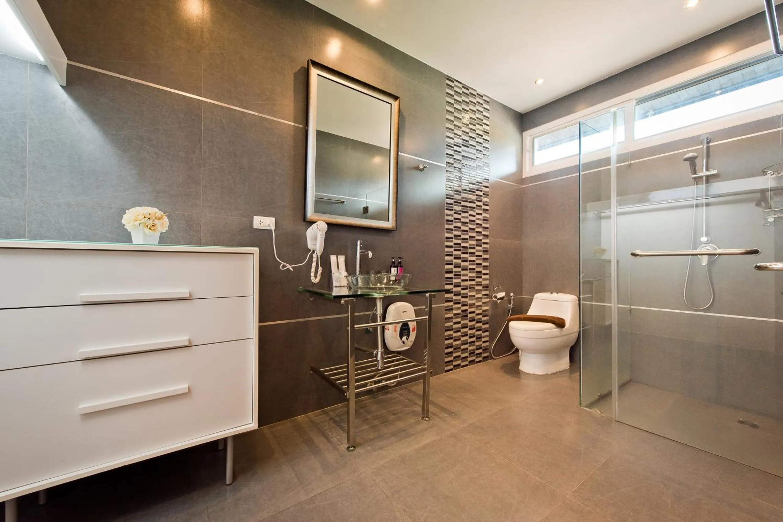 Bathroom in Tropicana Pool Villa