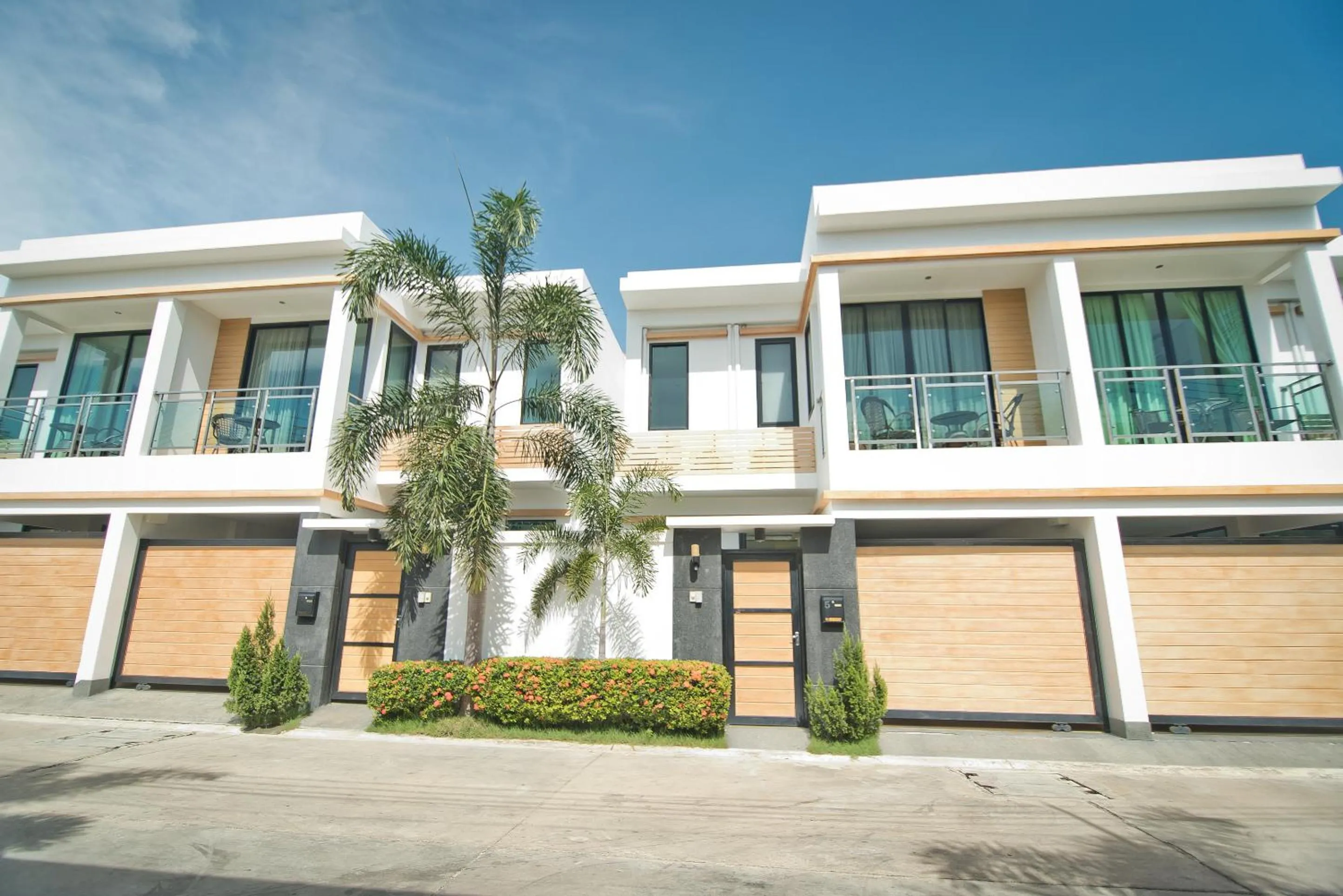 Facade/entrance in Tropicana Pool Villa
