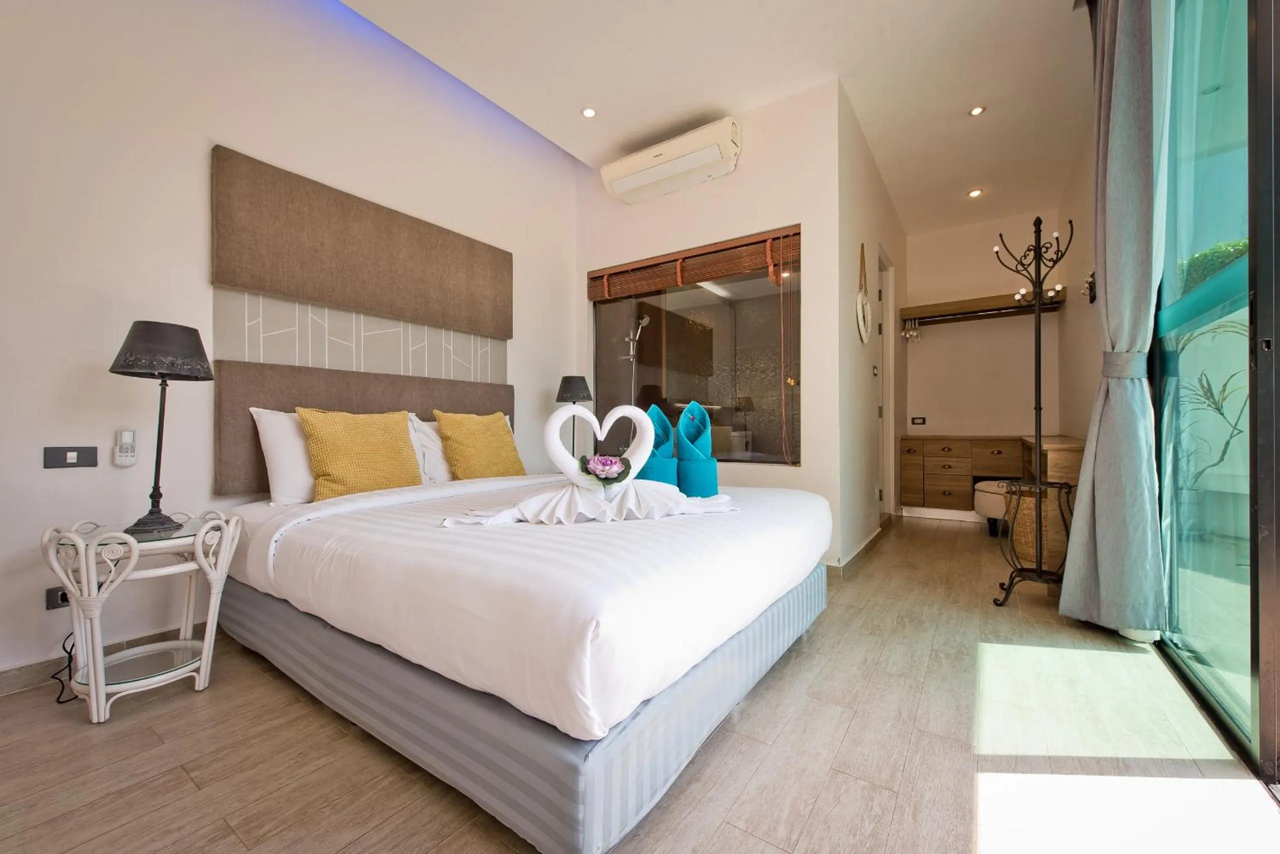 Photo of the whole room, Bed in Tropicana Pool Villa
