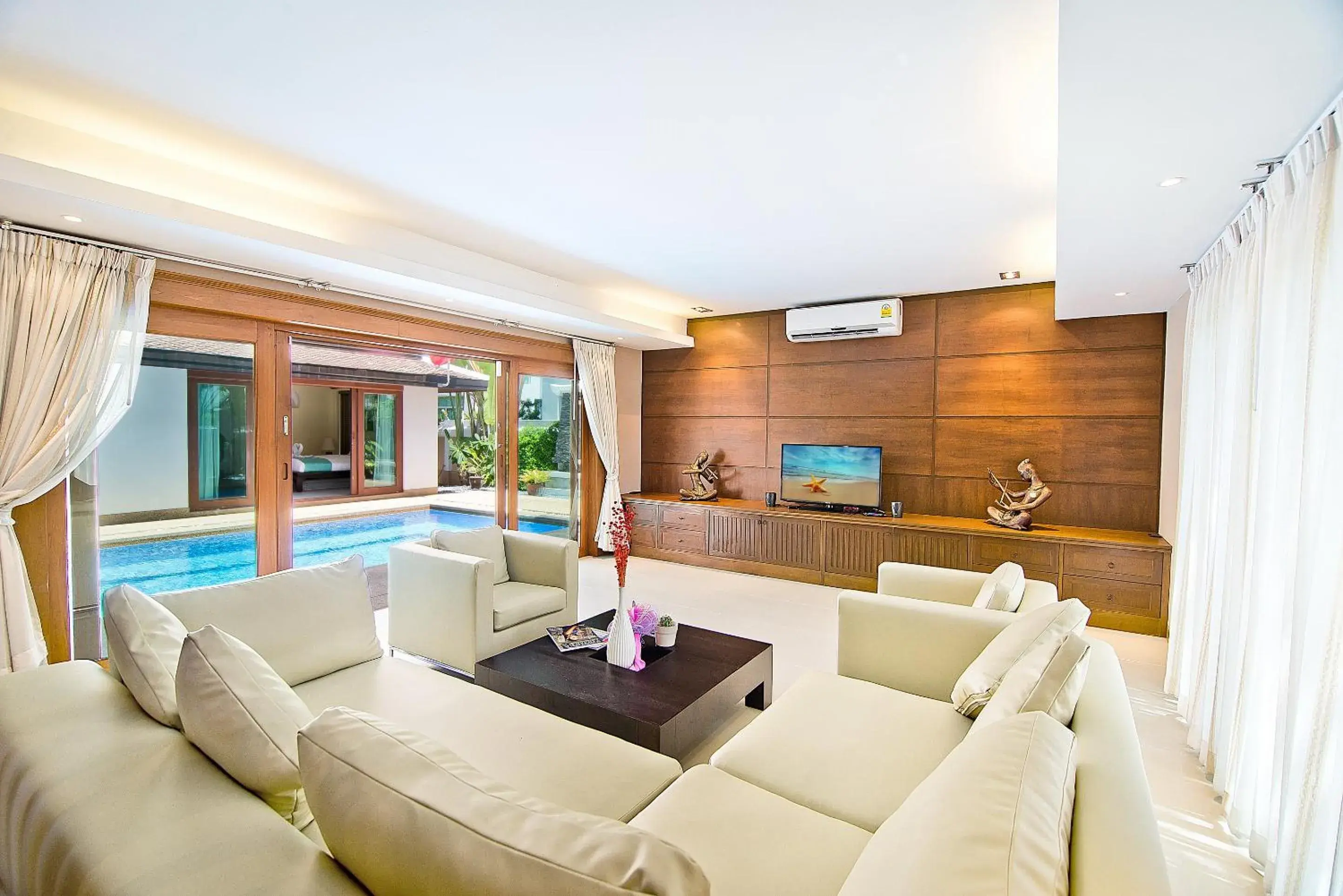 Four-Bedroom Villa with Private Pool - Villa 2 in Tropicana Pool Villa Four-Bedroom Villa with Private Pool - Villa 2 in Tropicana Pool Villa