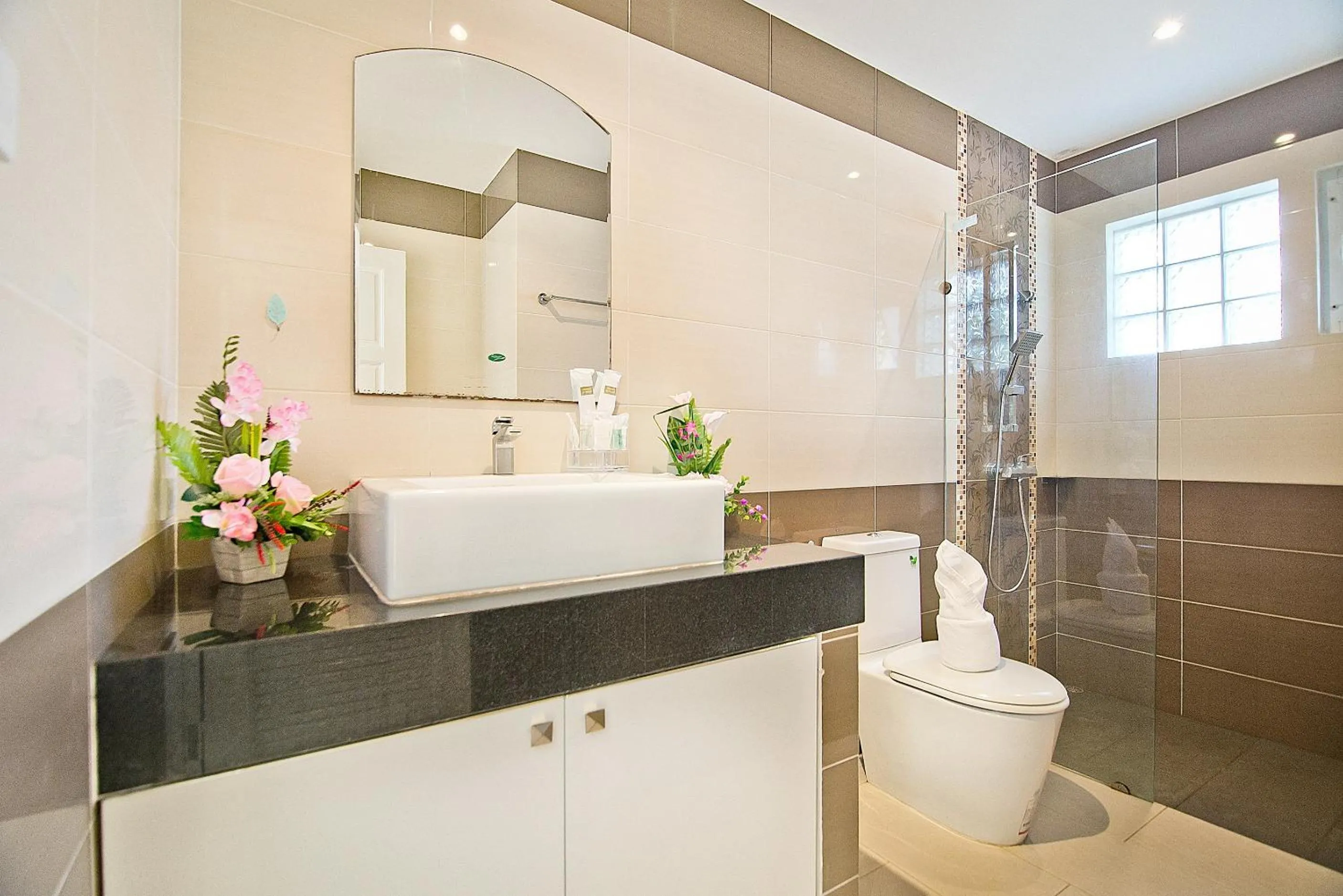 Shower in Tropicana Pool Villa