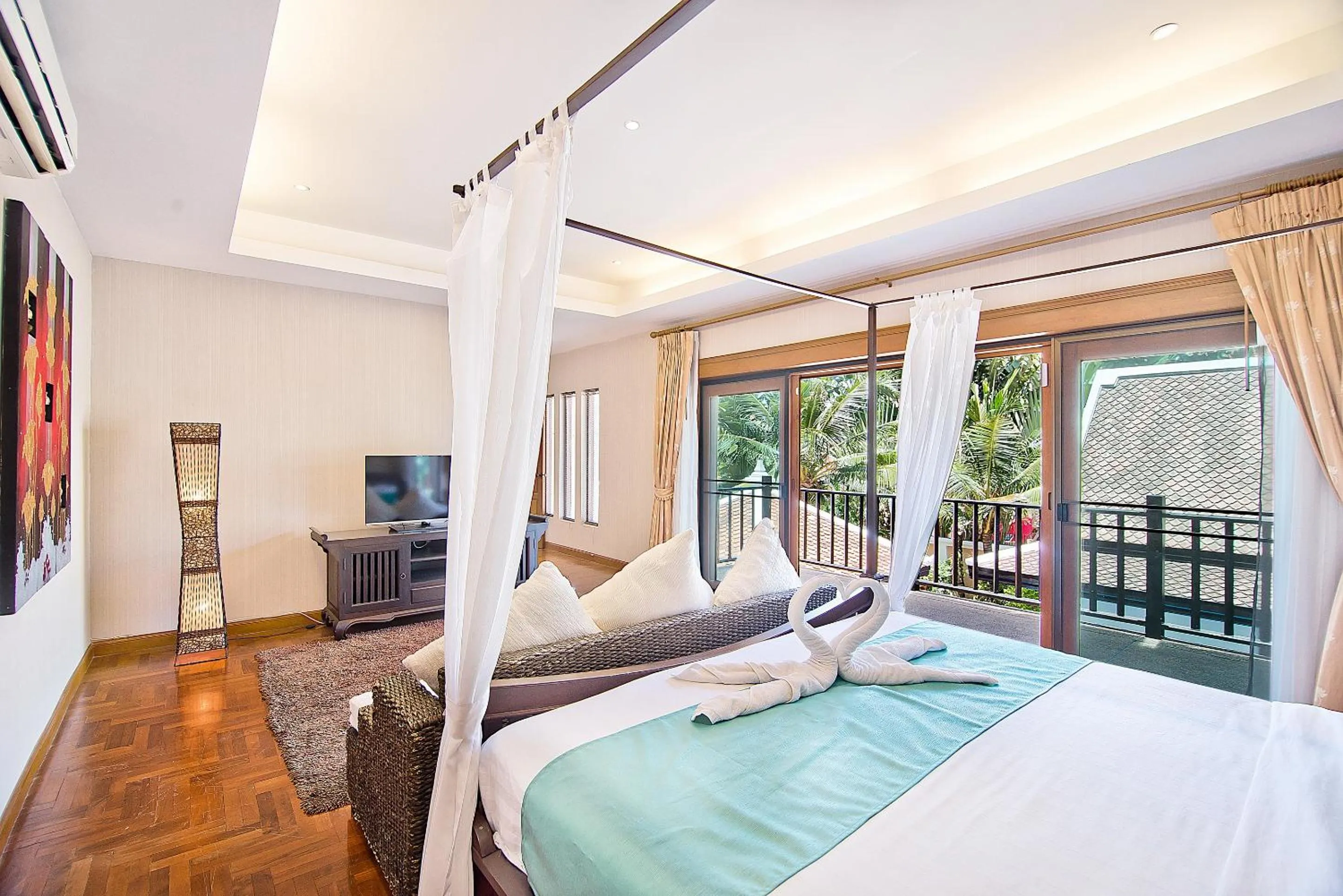 TV and multimedia, Bed in Tropicana Pool Villa