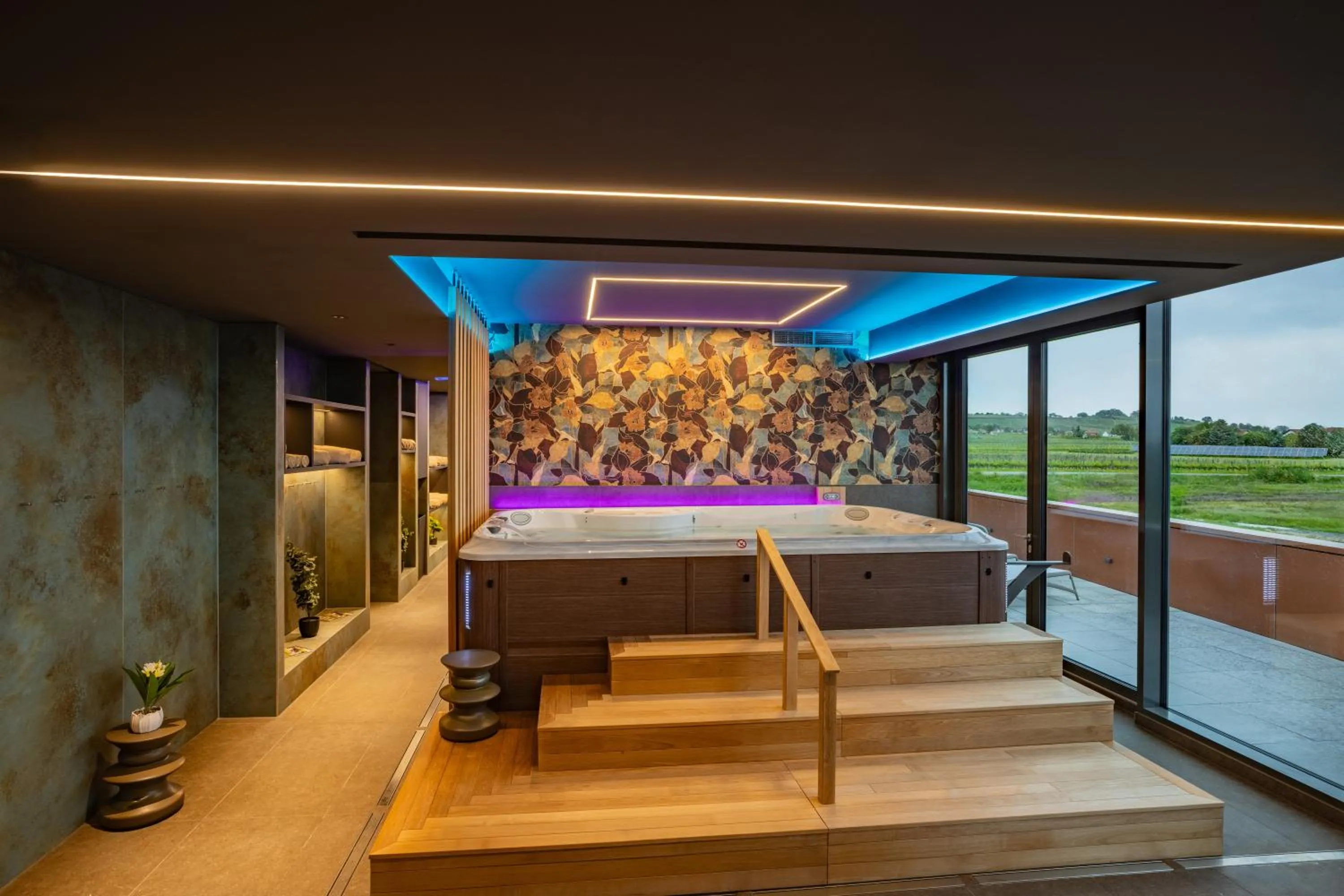 Hot Tub in Viale Boutique Hotel