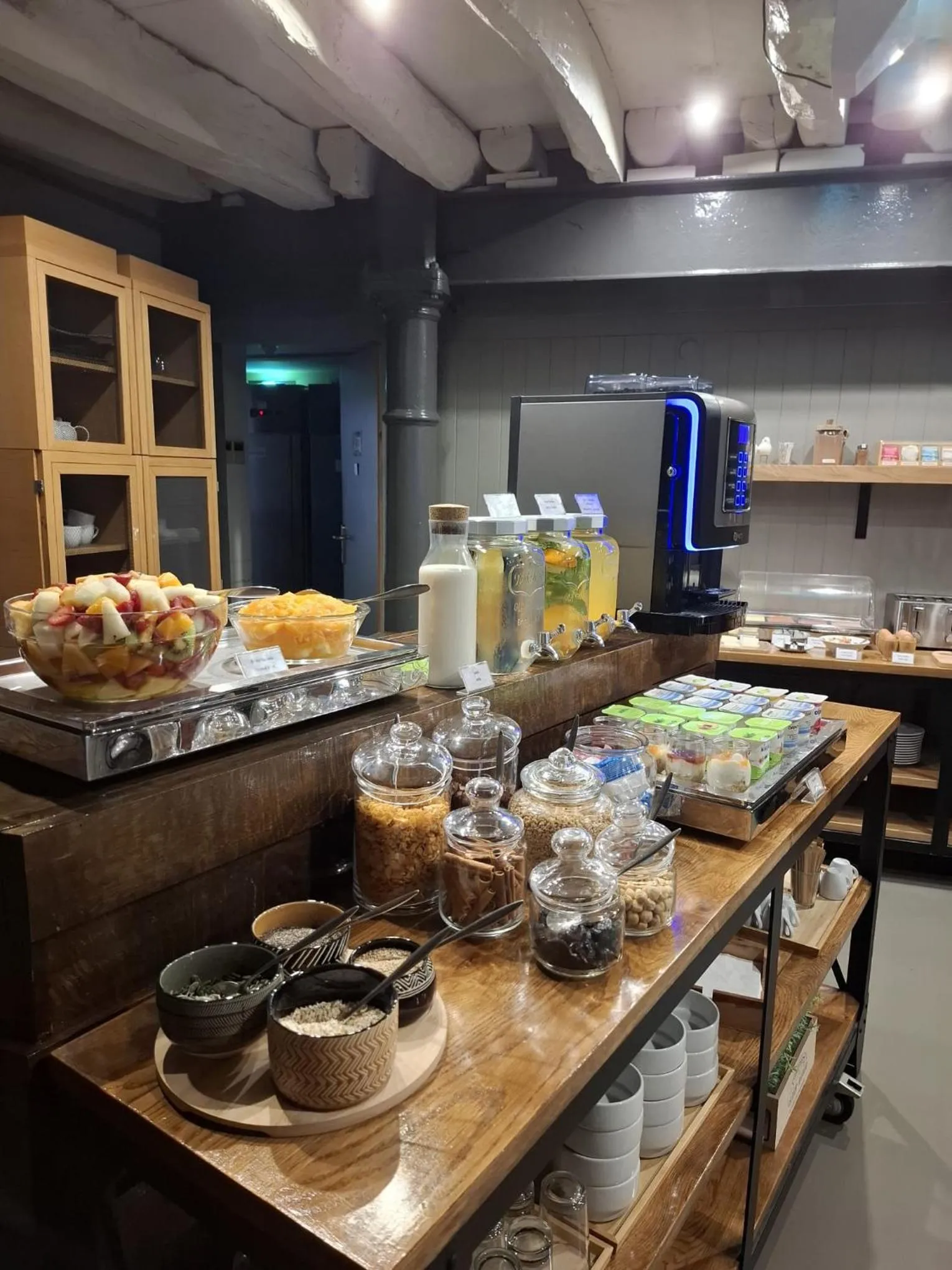 Breakfast in Descobertas Boutique Hotel by Aspasios