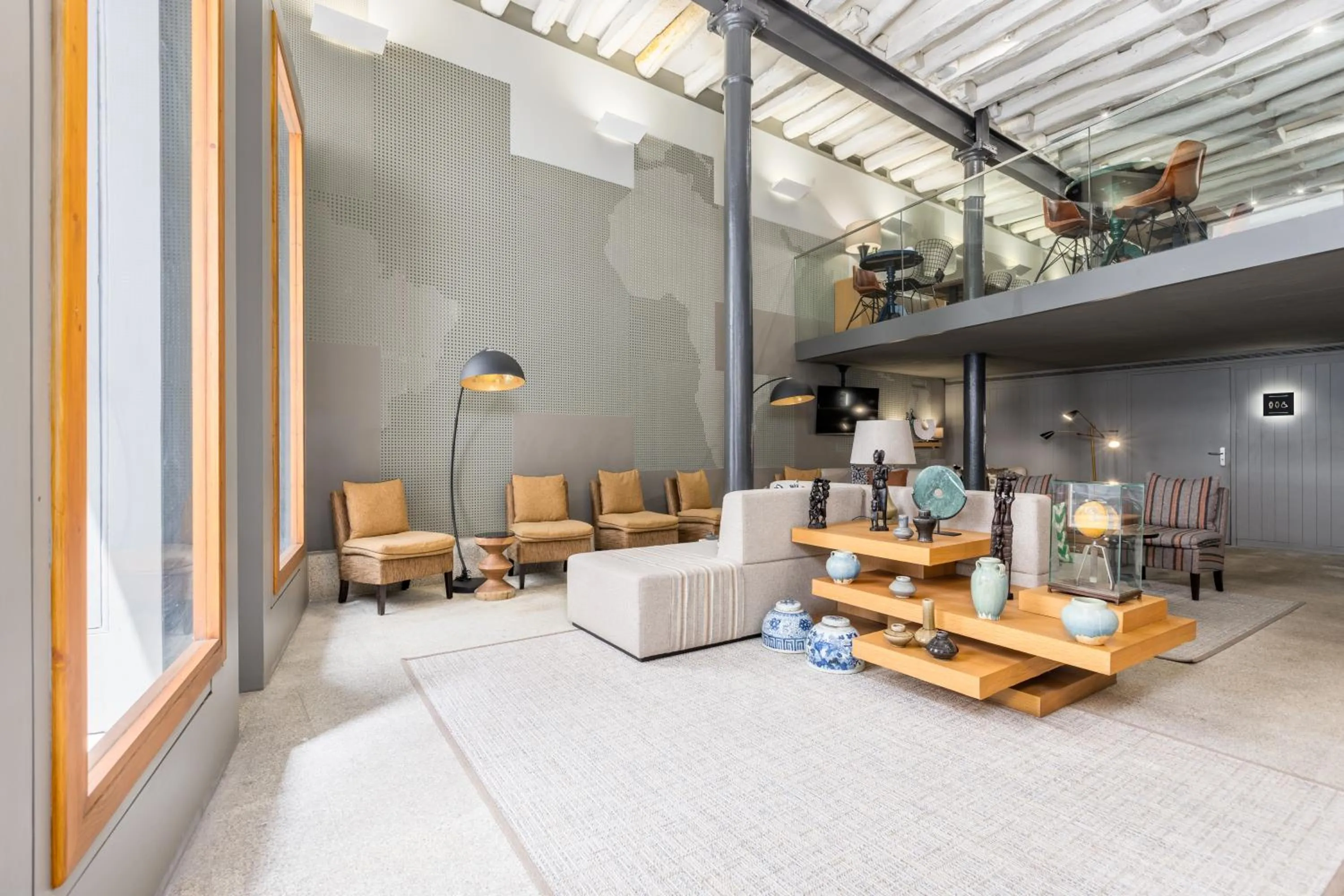 Lobby or reception in Descobertas Boutique Hotel by Aspasios