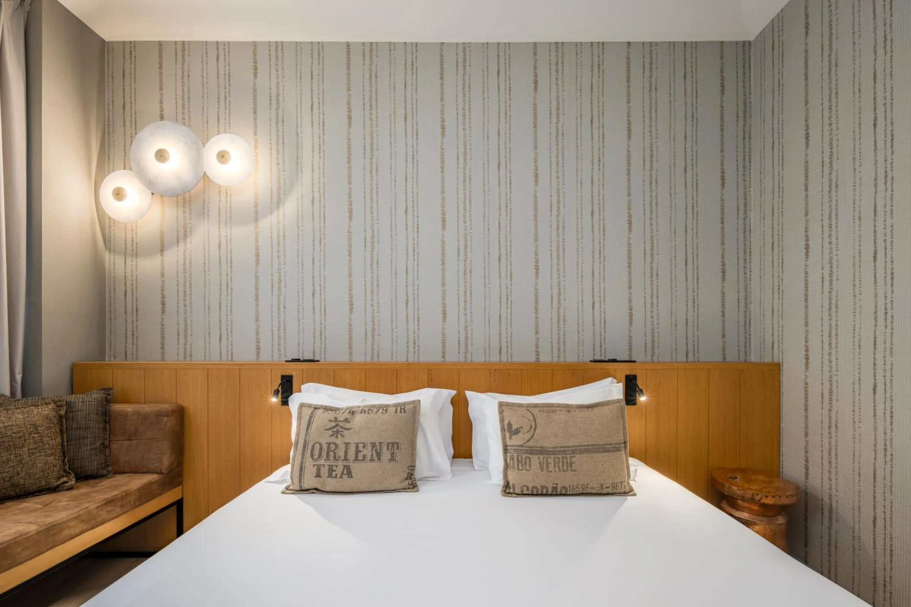 Bedroom, Bed in Descobertas Boutique Hotel by Aspasios