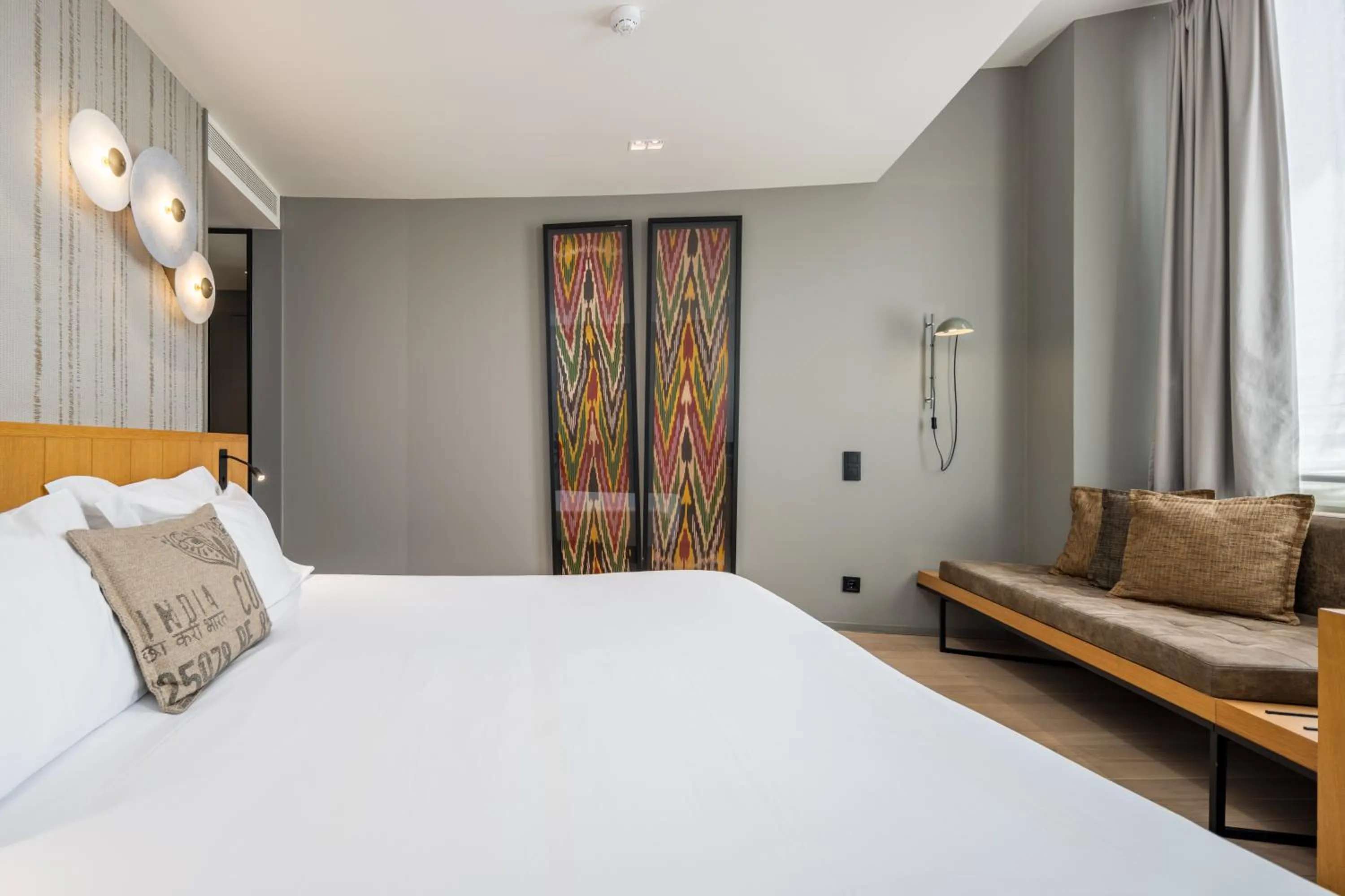 Bedroom, Bed in Descobertas Boutique Hotel by Aspasios