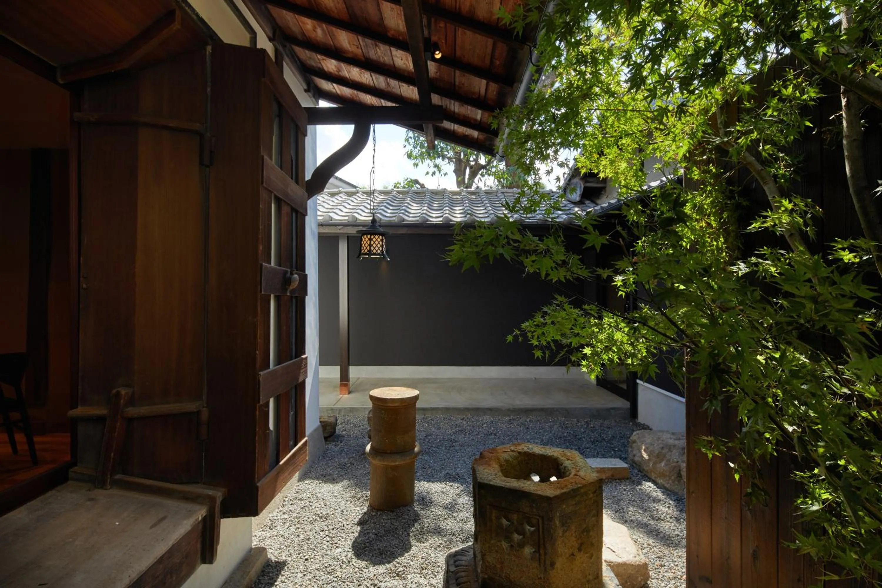 Garden in Enso Machiya