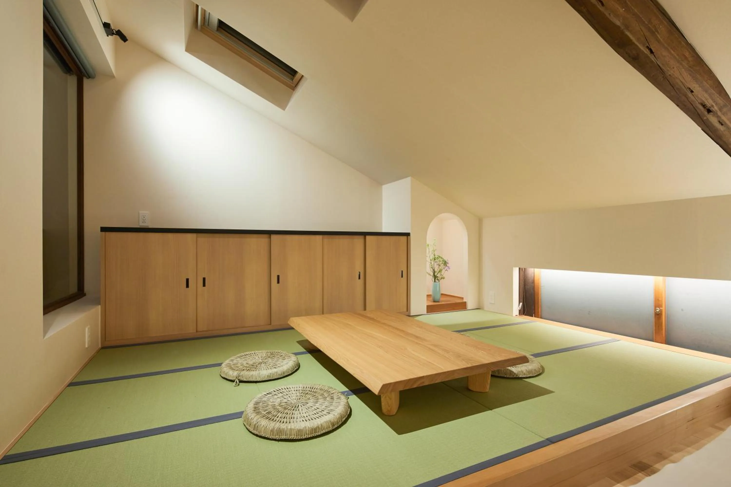 Living room, Bed in Enso Machiya