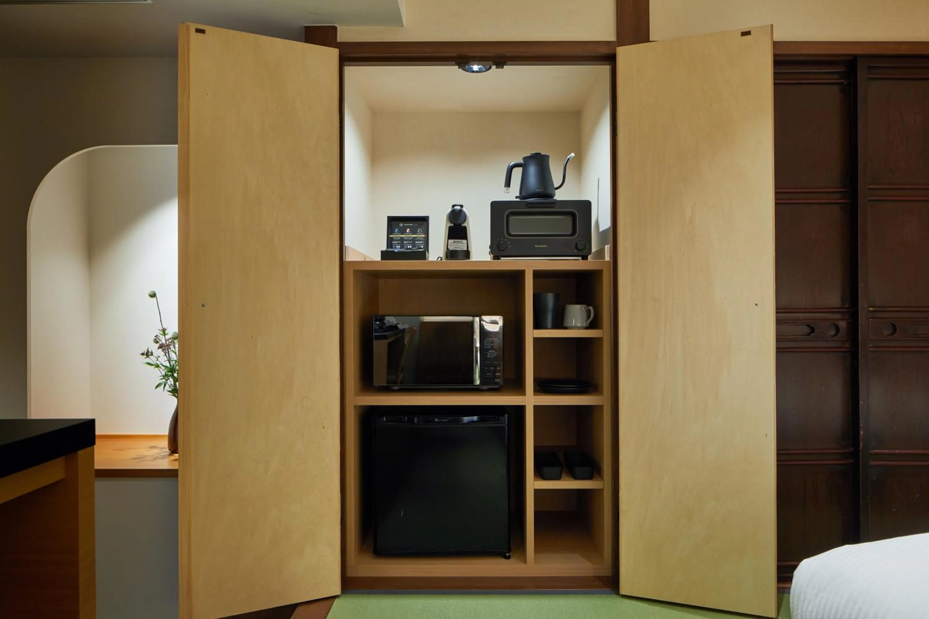 minibar in Enso Machiya