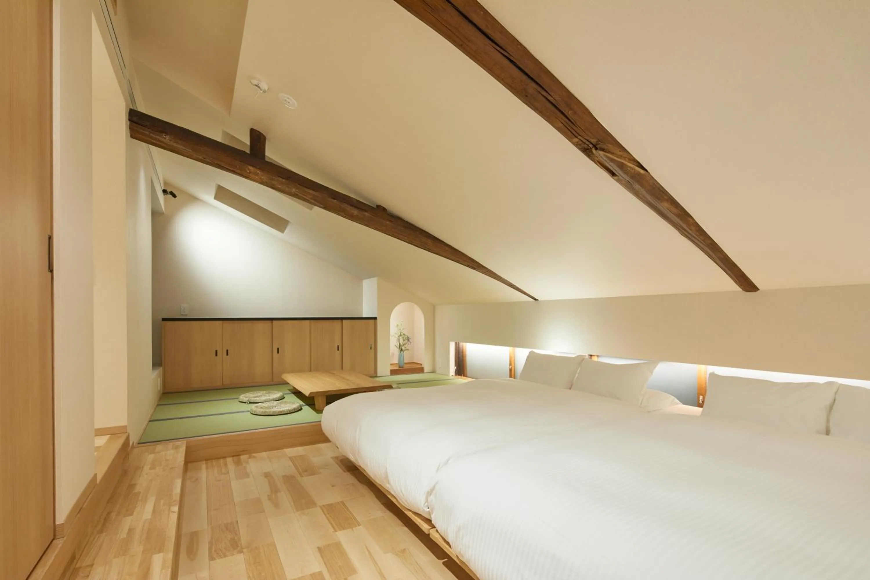 Bed in Enso Machiya