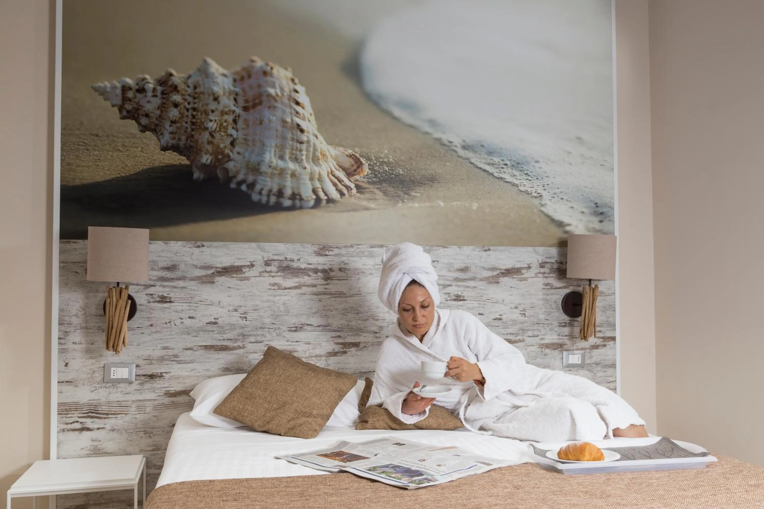 Bedroom, Bed in Hotel Life