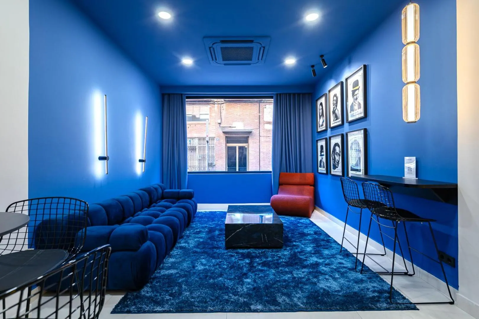 Area and facilities in Iconic Suites