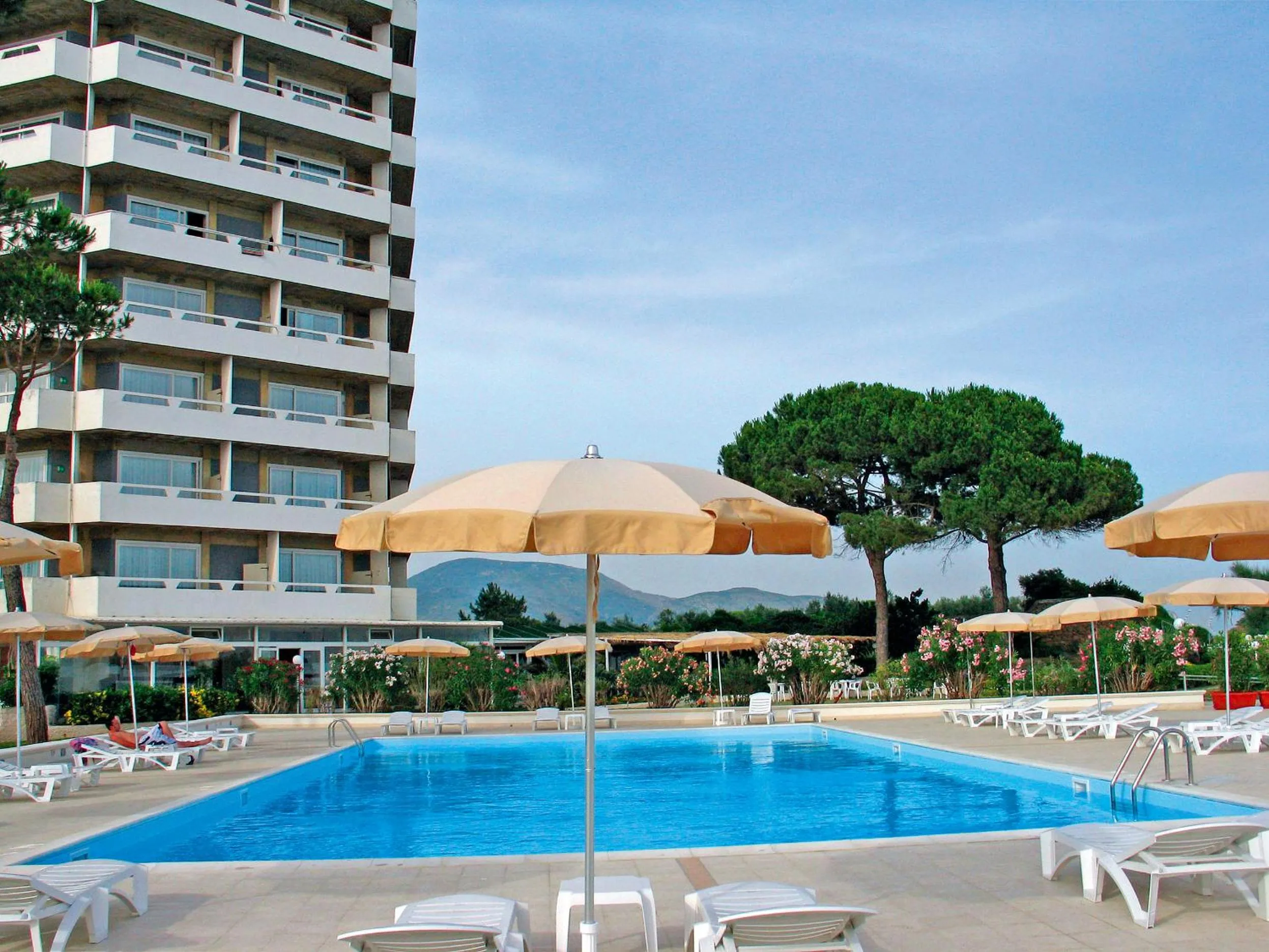 Swimming pool in Torre Del Sole