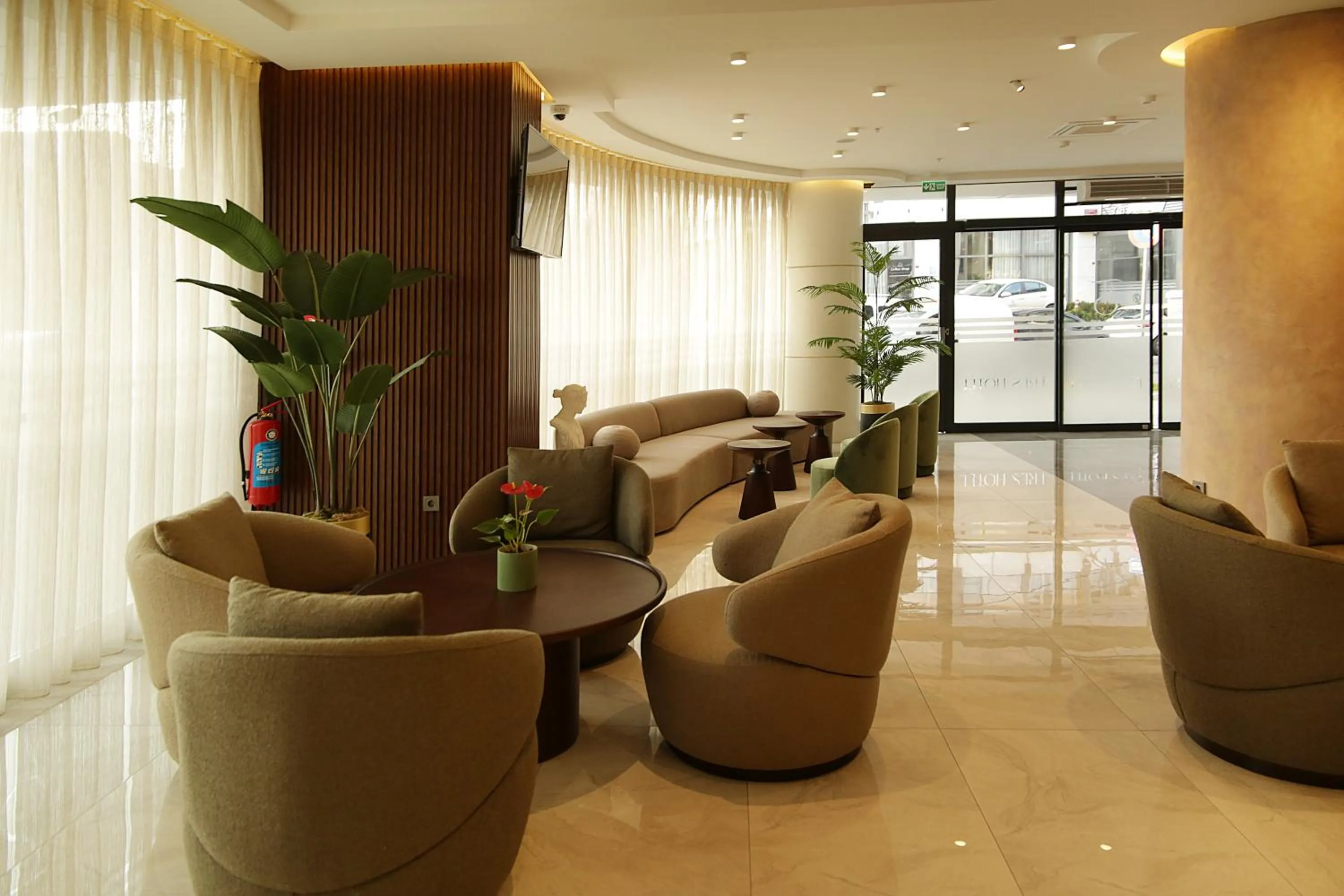 Lobby or reception in Tress Hotel