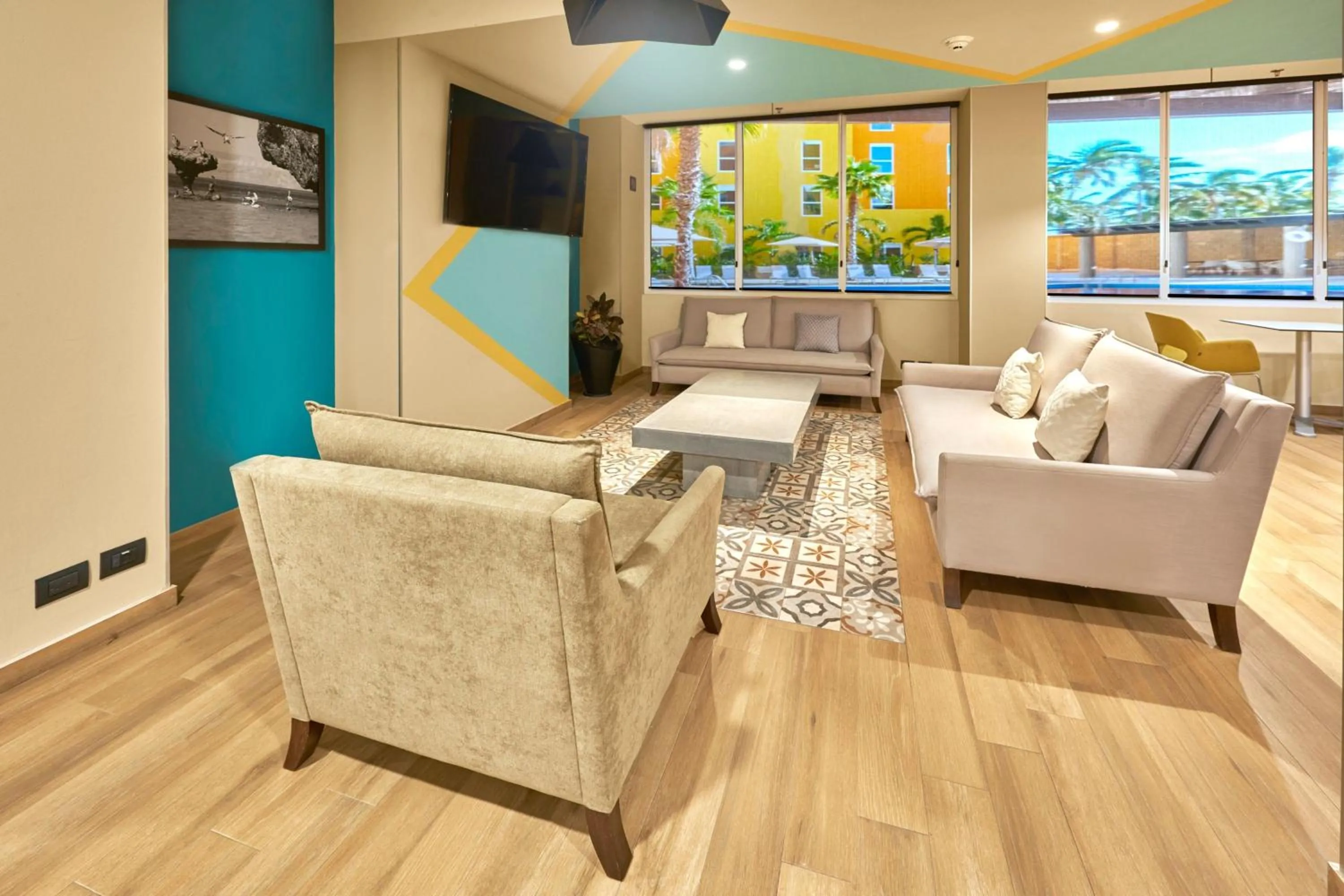 Lobby or reception in City Express Suites by Marriott Cabo San Lucas