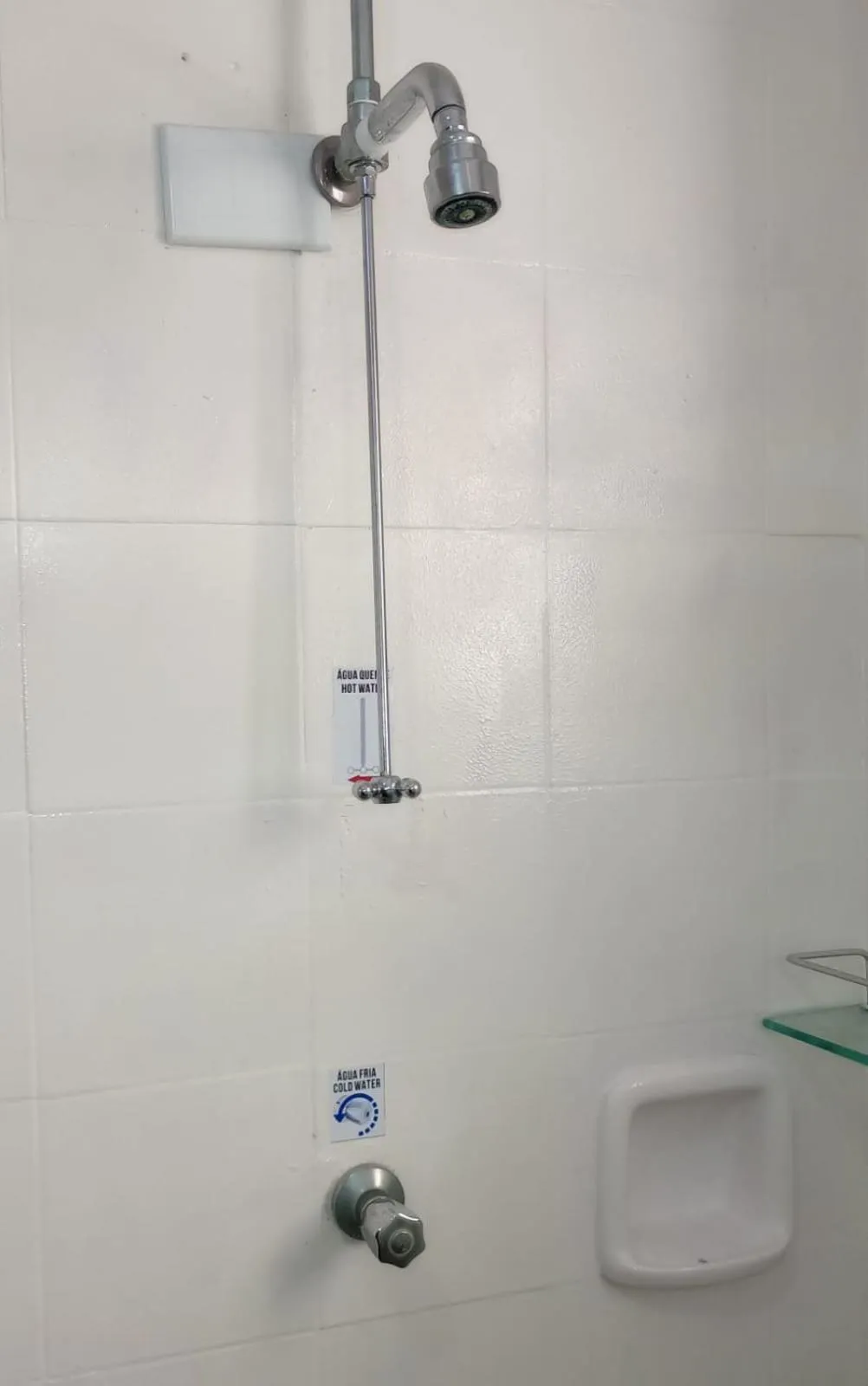 Shower in Calabreza Hotel e Restaurante