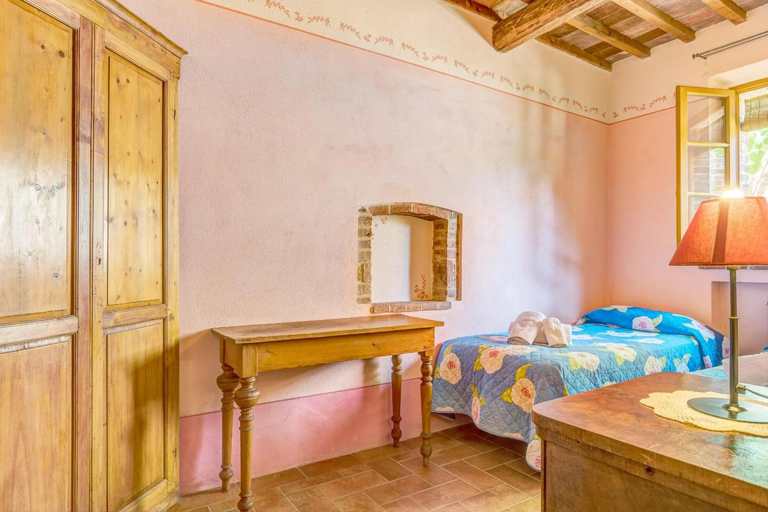 Bedroom, Bed in Agriturismo Il poggiarello