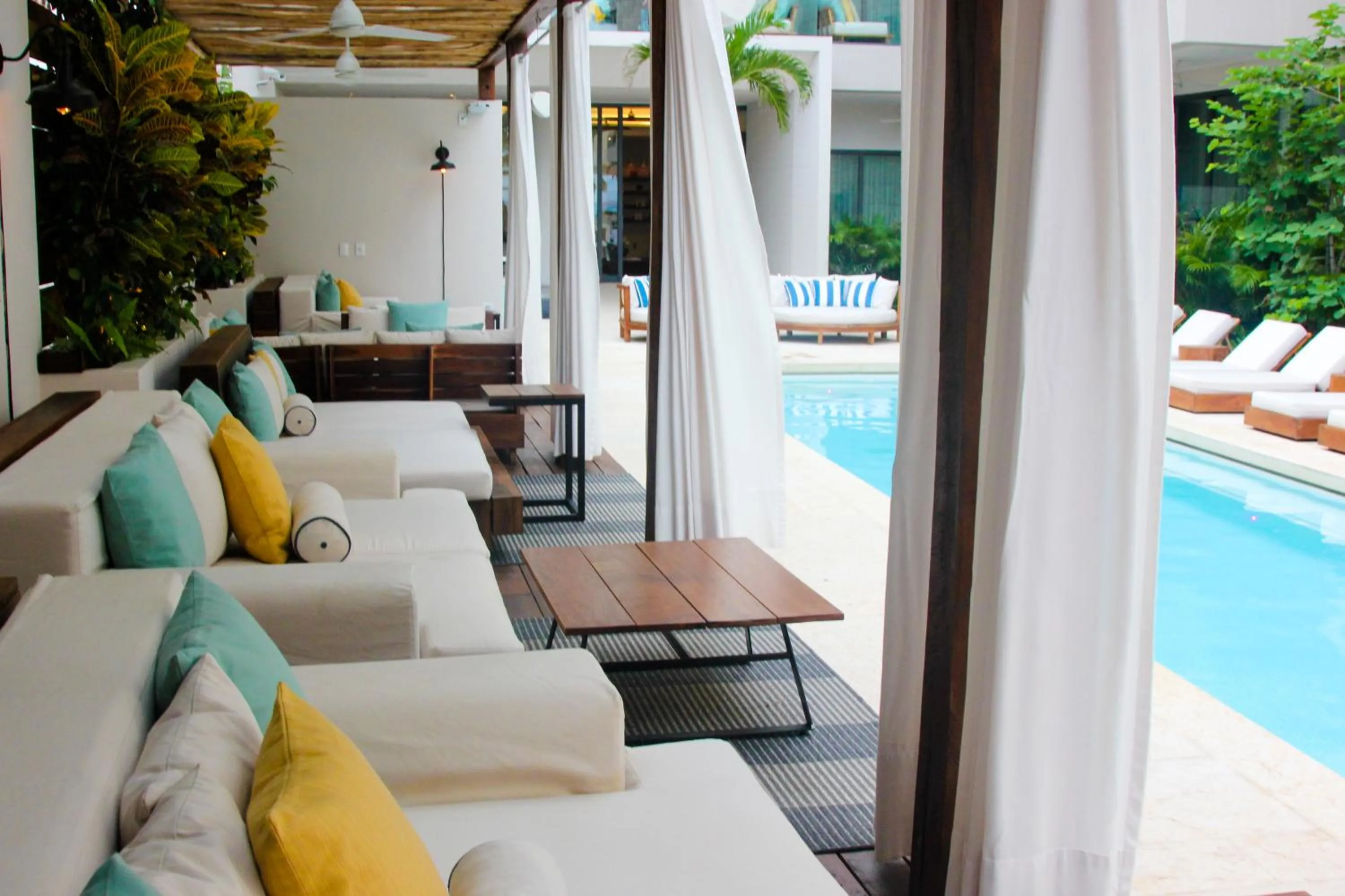 Swimming pool in Thompson Playa Del Carmen Main House, by Hyatt