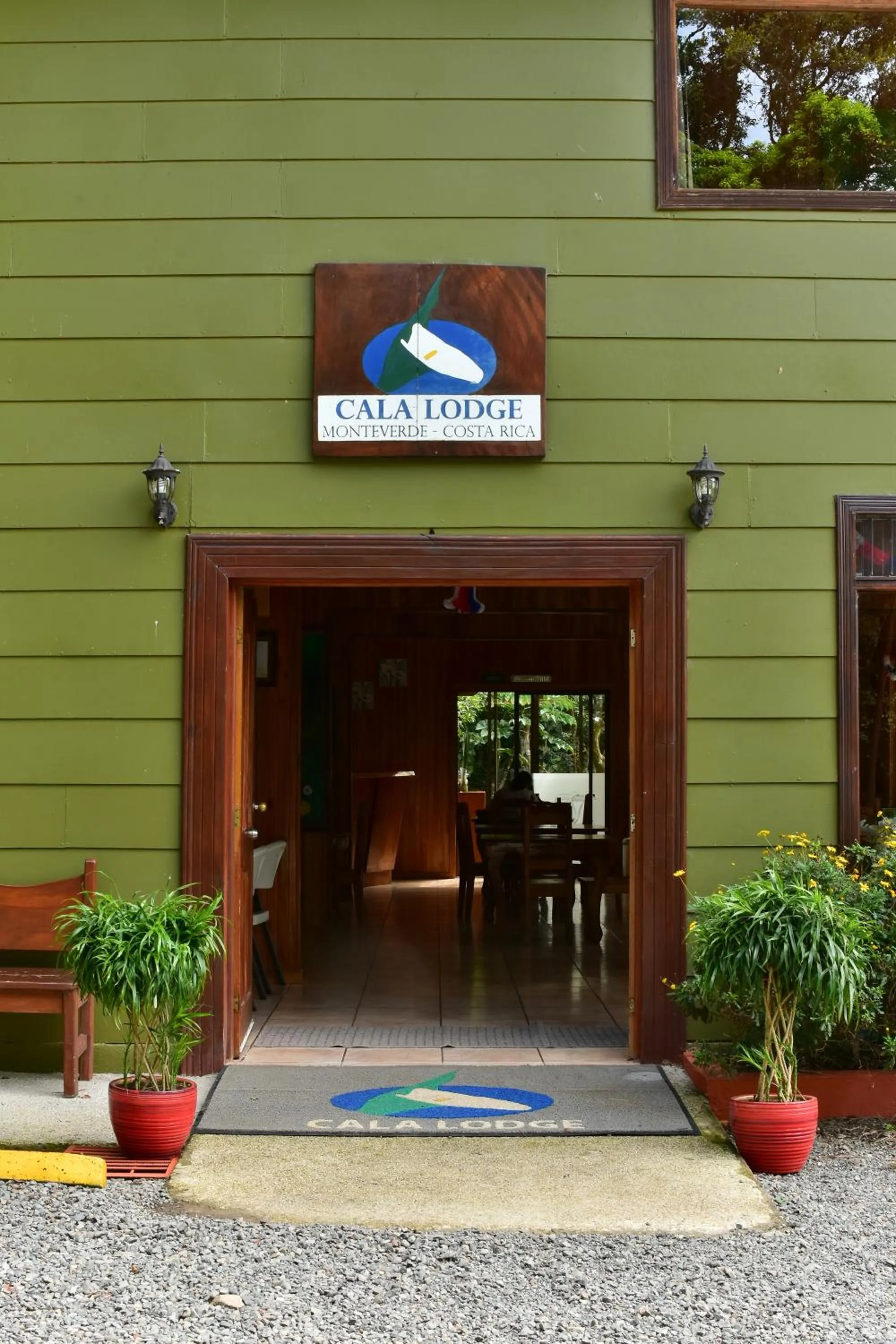 Cala Lodge