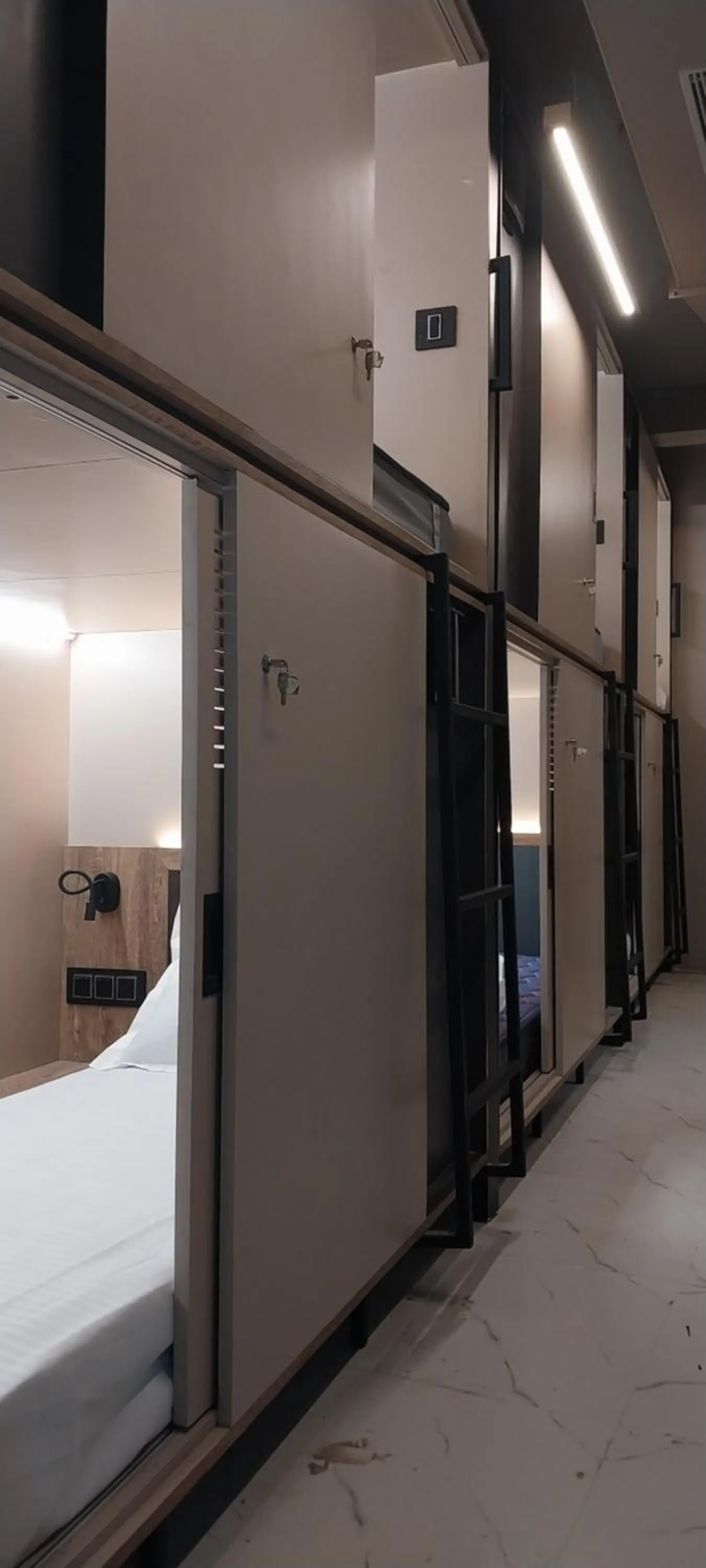 Bed in C2 Pods