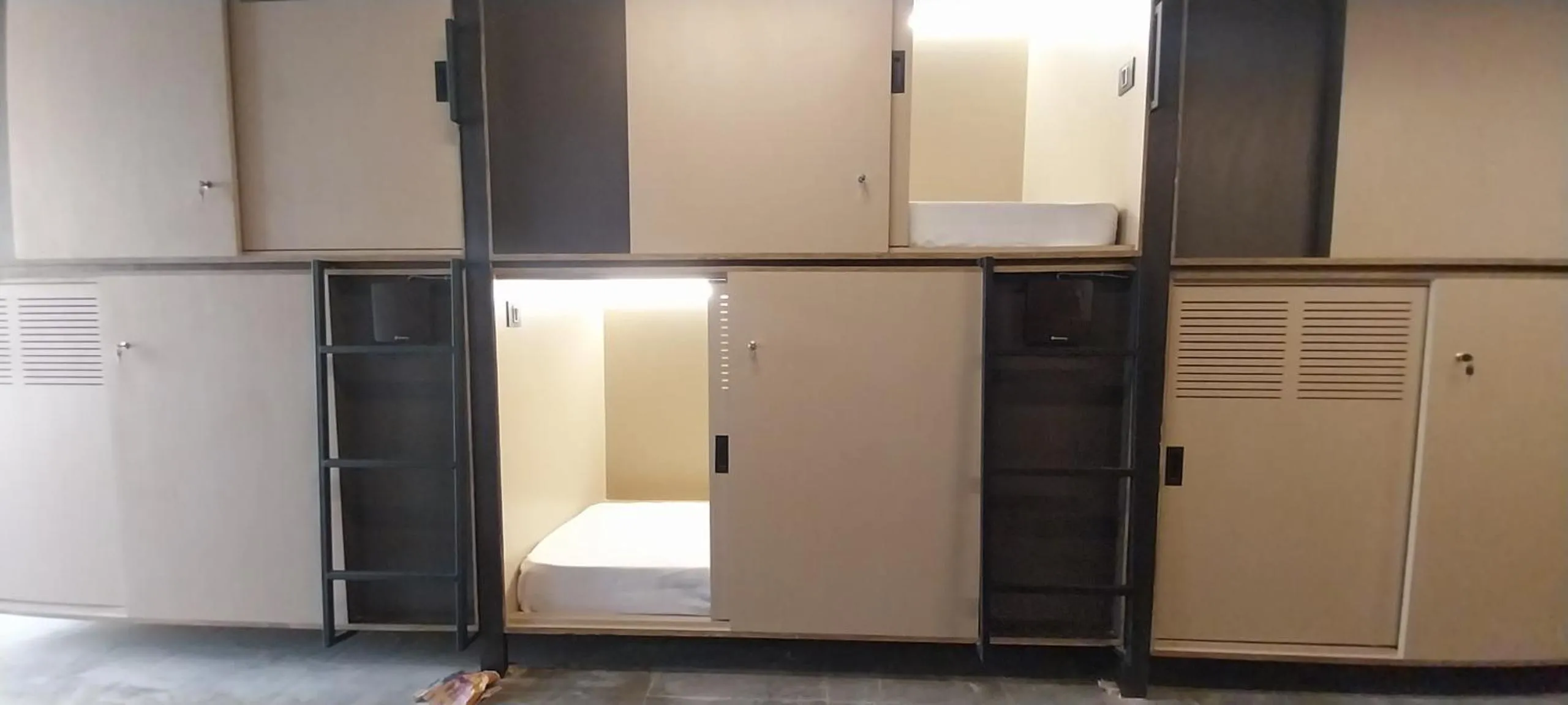bunk bed in C2 Pods
