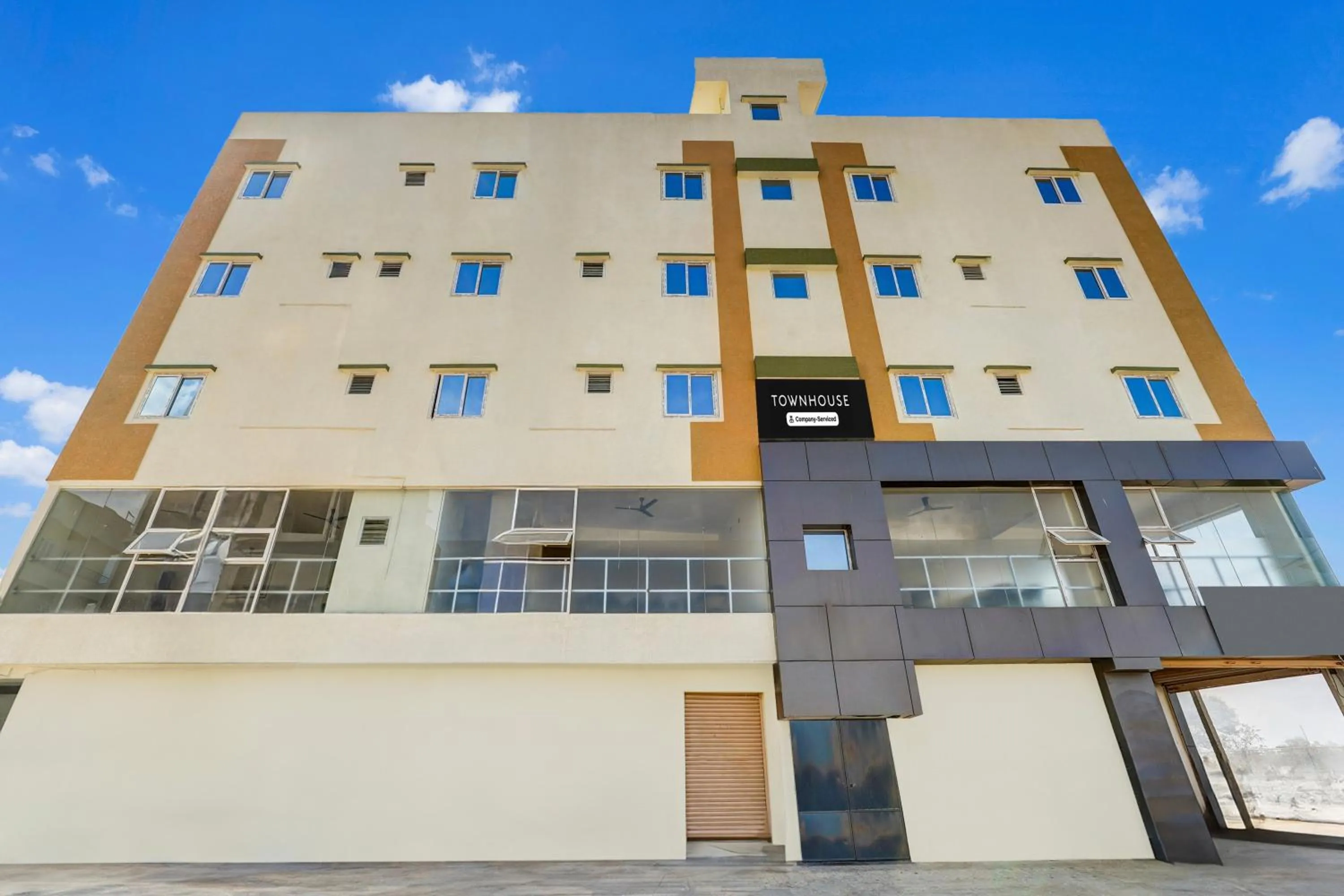 Super Townhouse Hennur Prakruthi Layout Bangalore