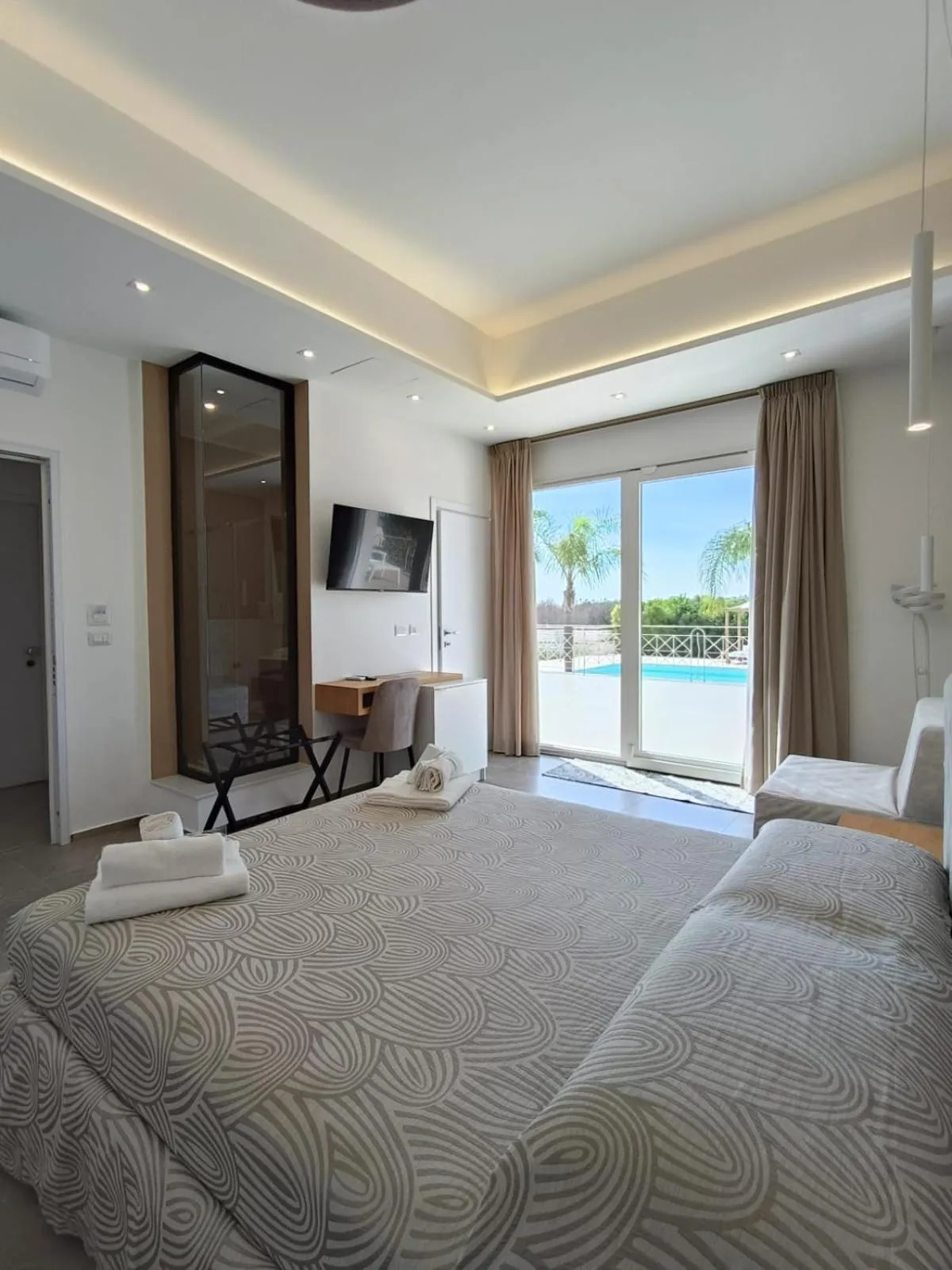 Bed in Hotel Posidonia