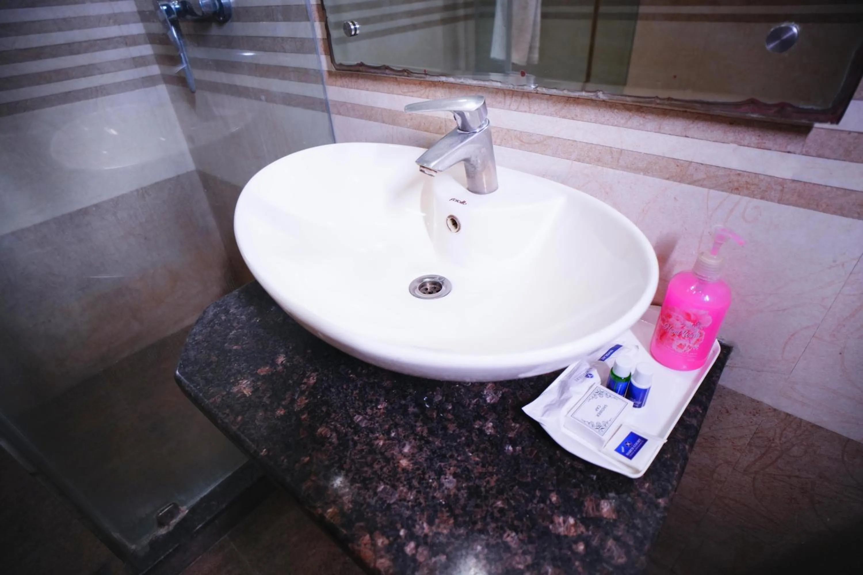 Hari's Court Inns & Hotels