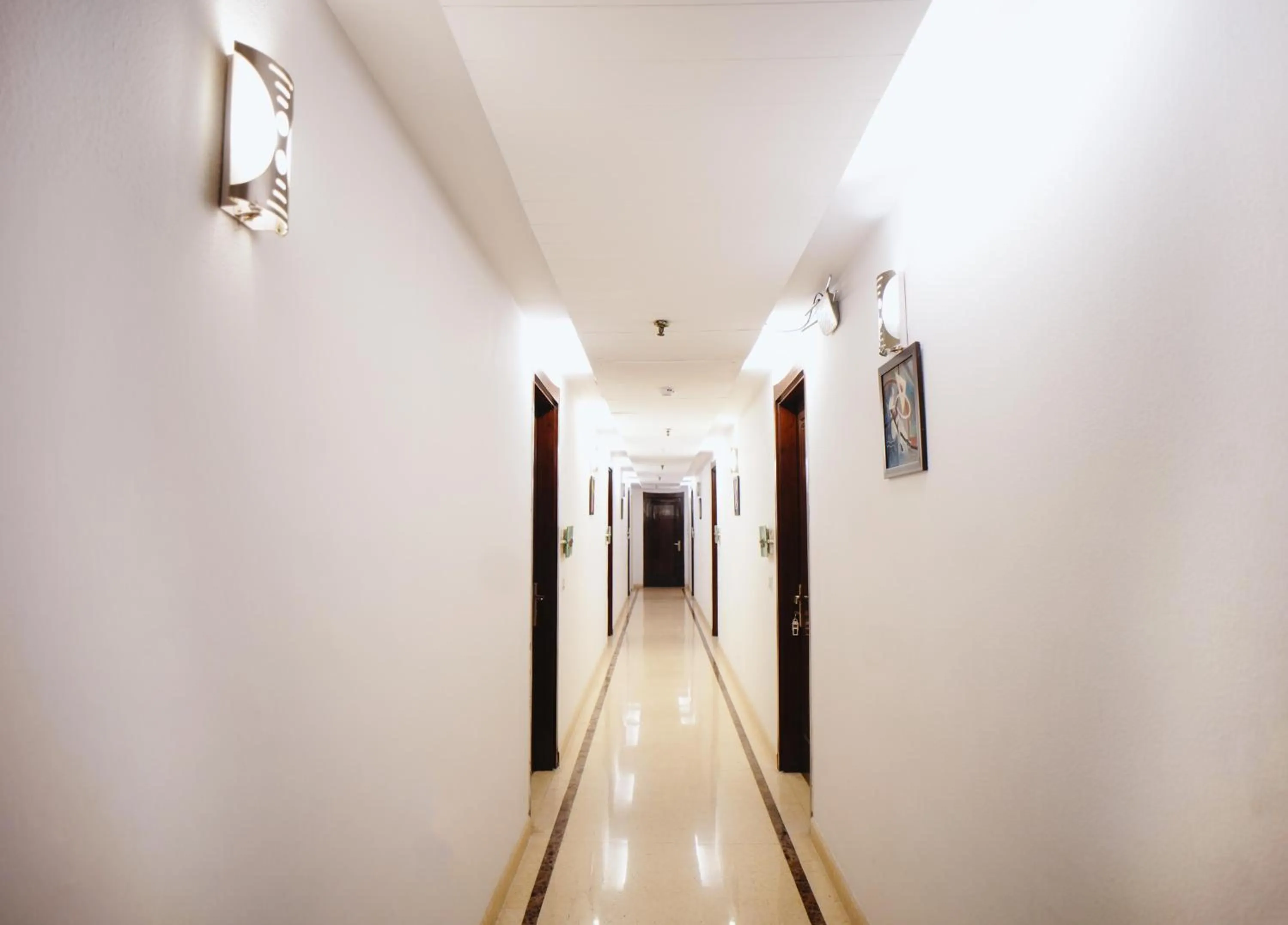 Hari's Court Inns & Hotels