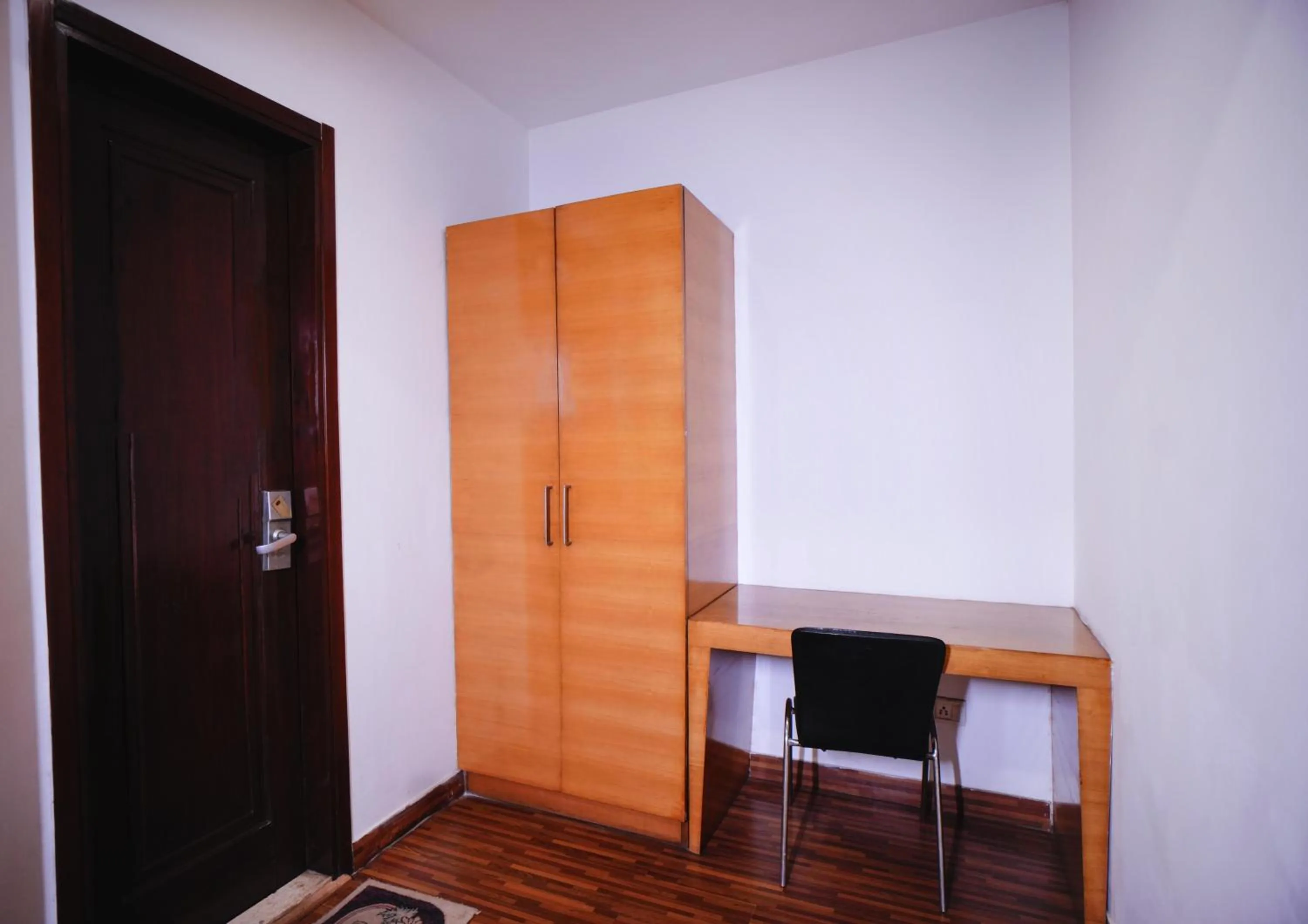 Hari's Court Inns & Hotels