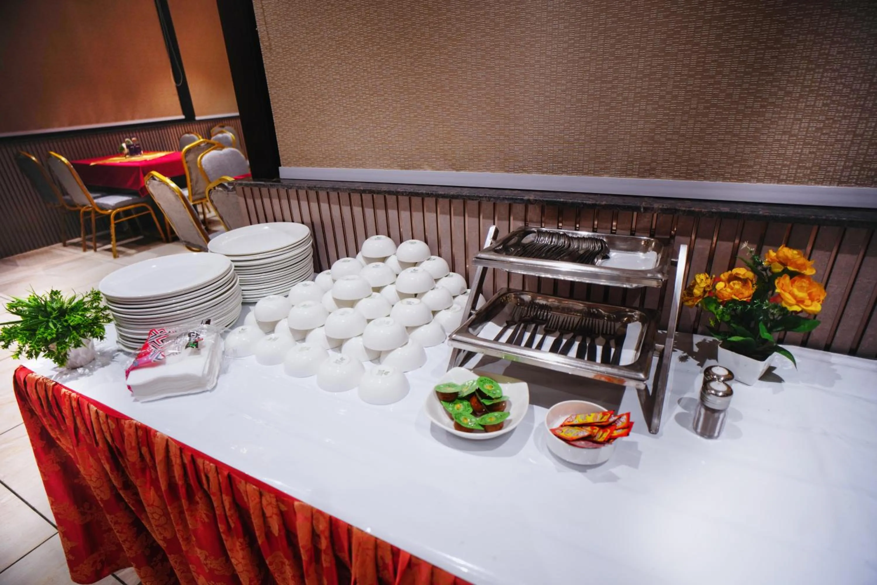 Hari's Court Inns & Hotels