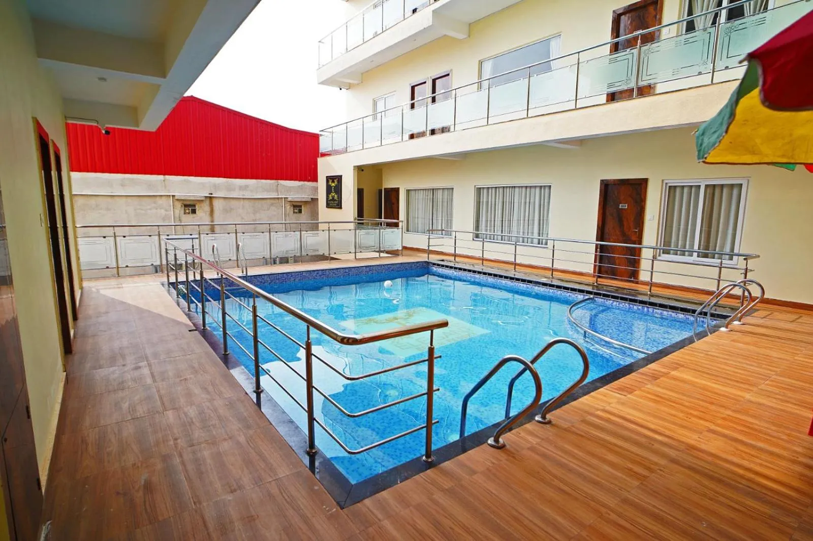 Pool view in Elegant Beach Resort