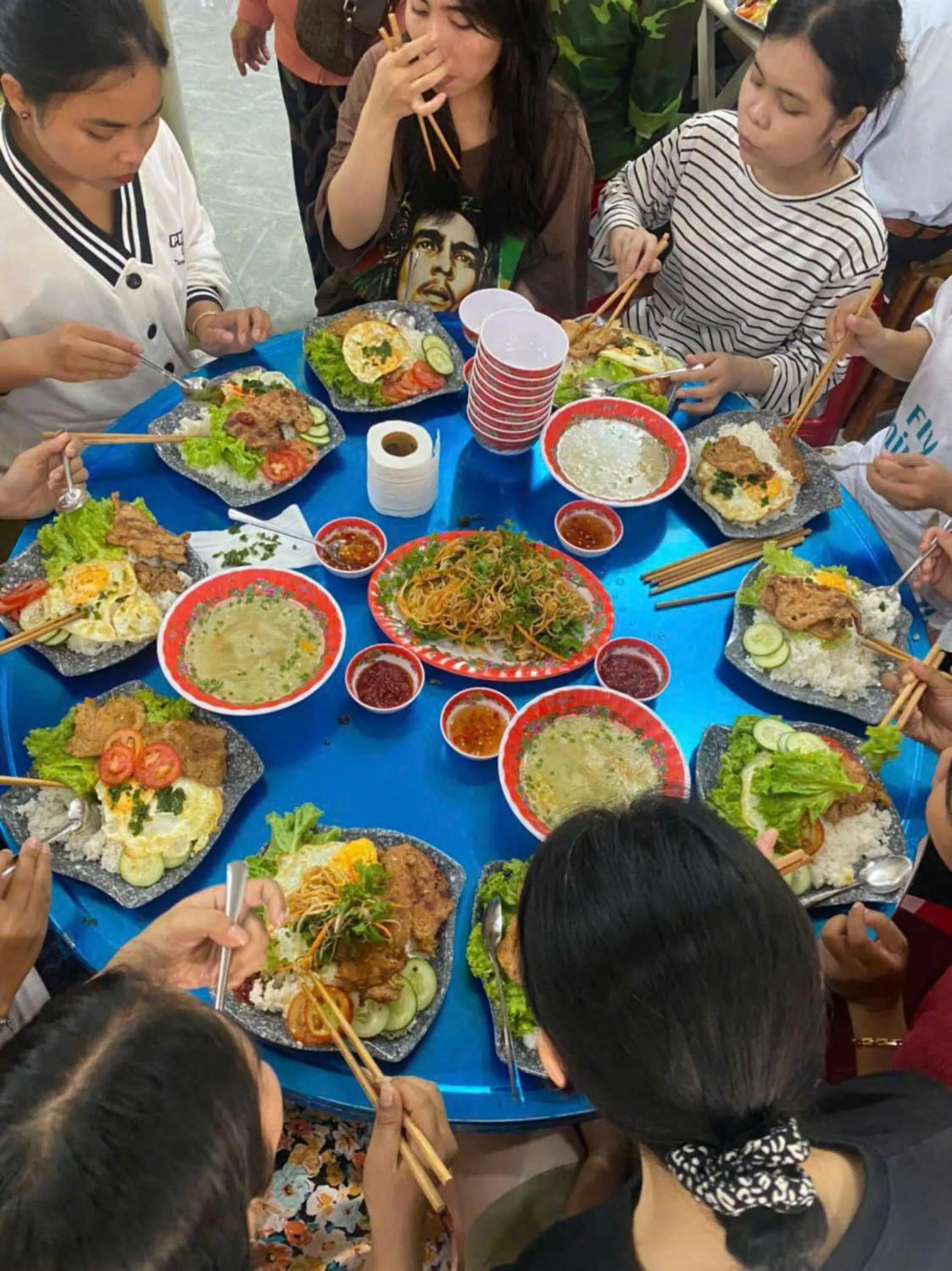 People in Bong House Homestay