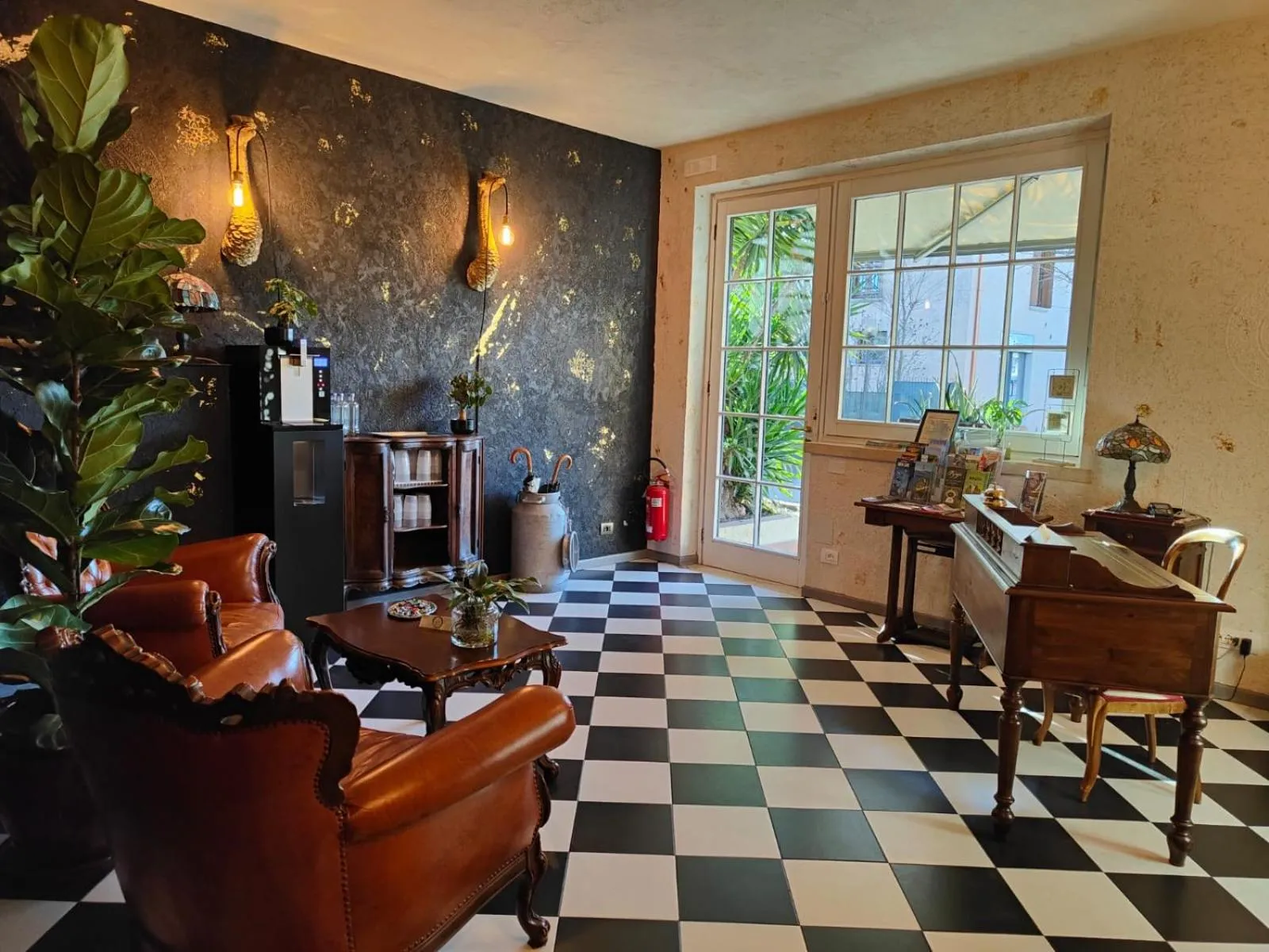 Lobby or reception in Albergo B&B Tenesi