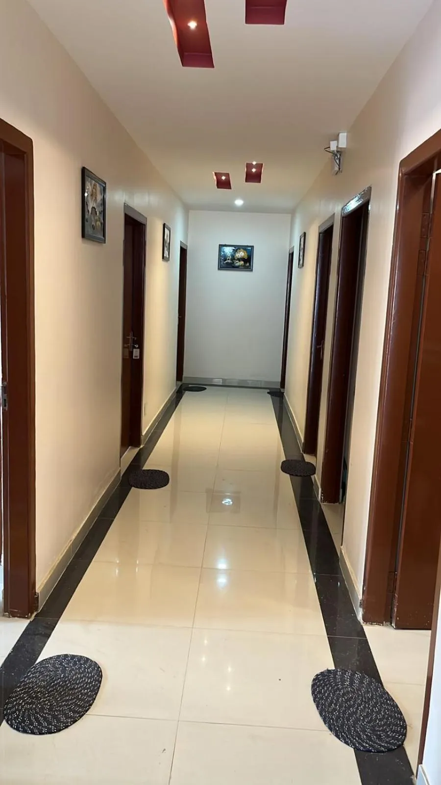 Decorative detail in Alpine Inn