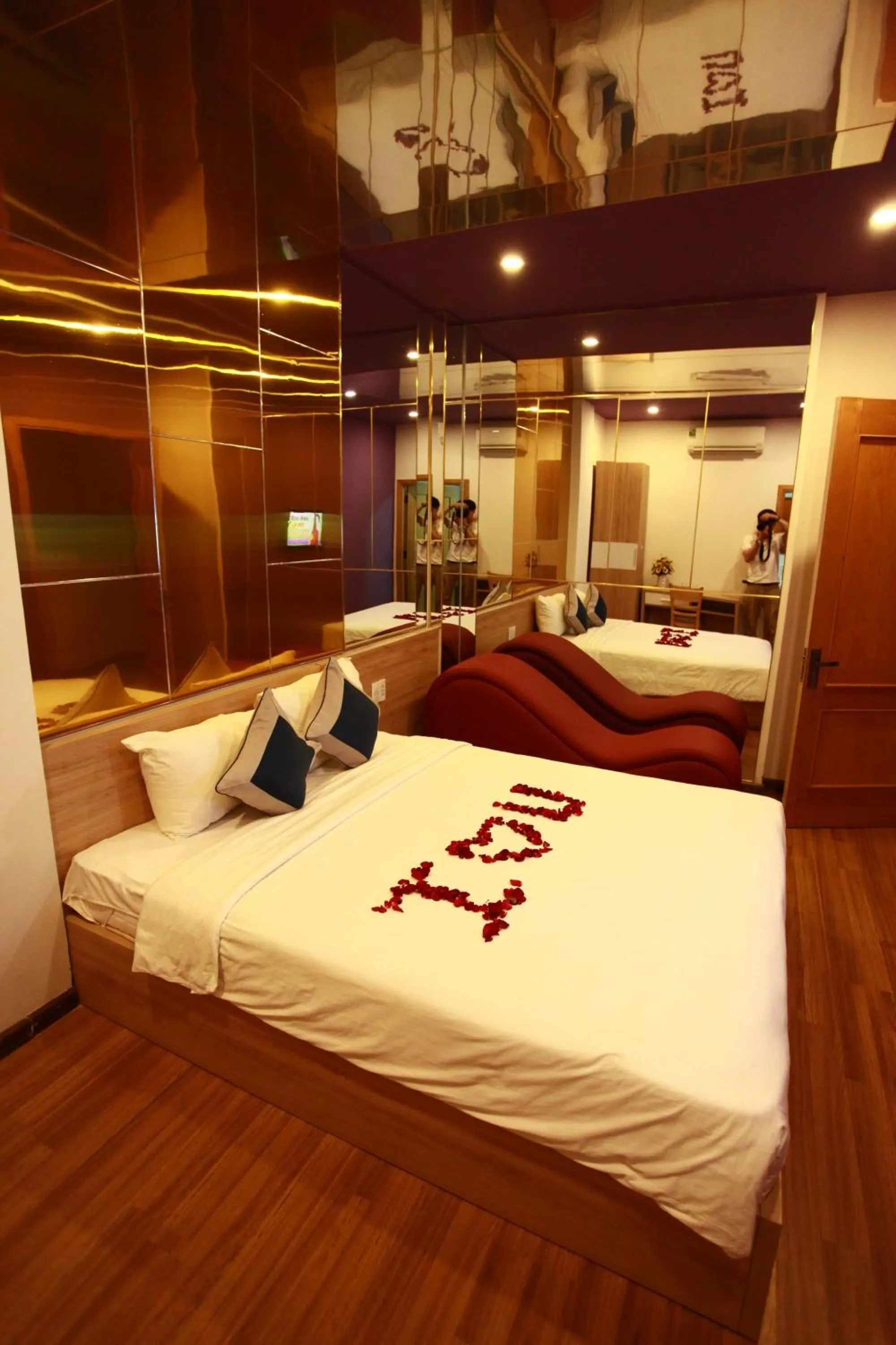 Bed in Mata Love hotel