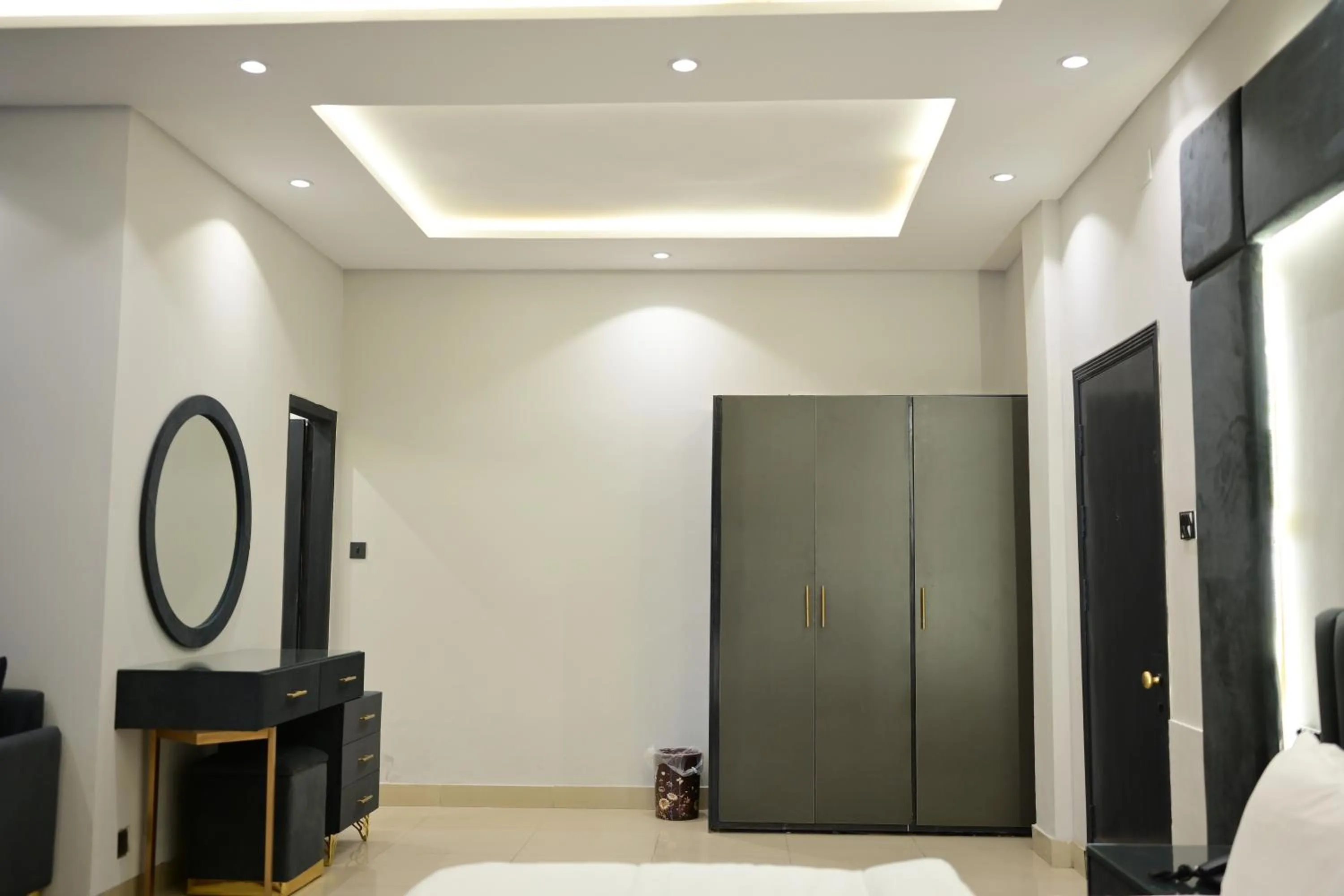 wardrobe in Hotel Taj Palace