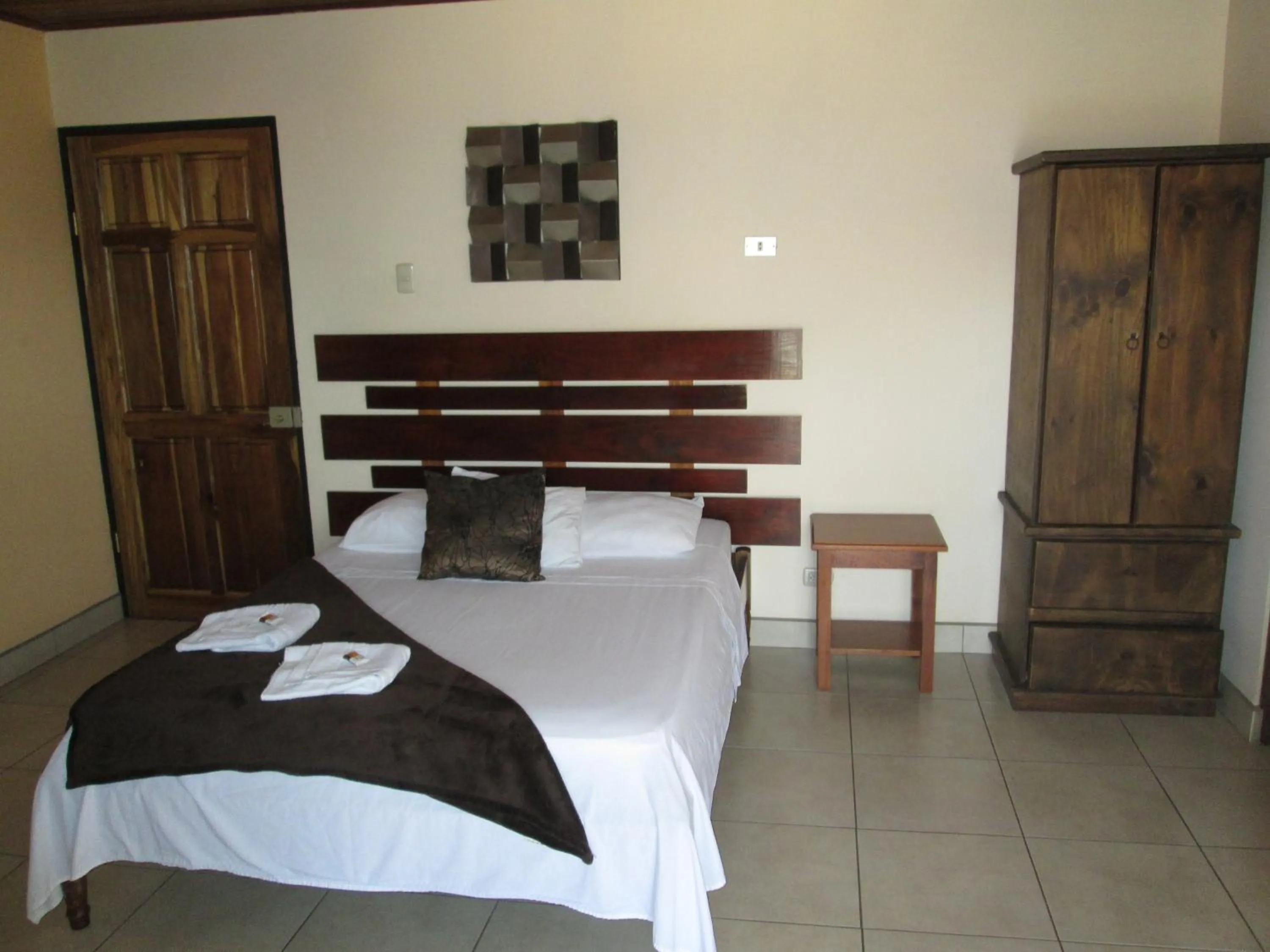 Photo of the whole room, Bed in Hotel La Punta