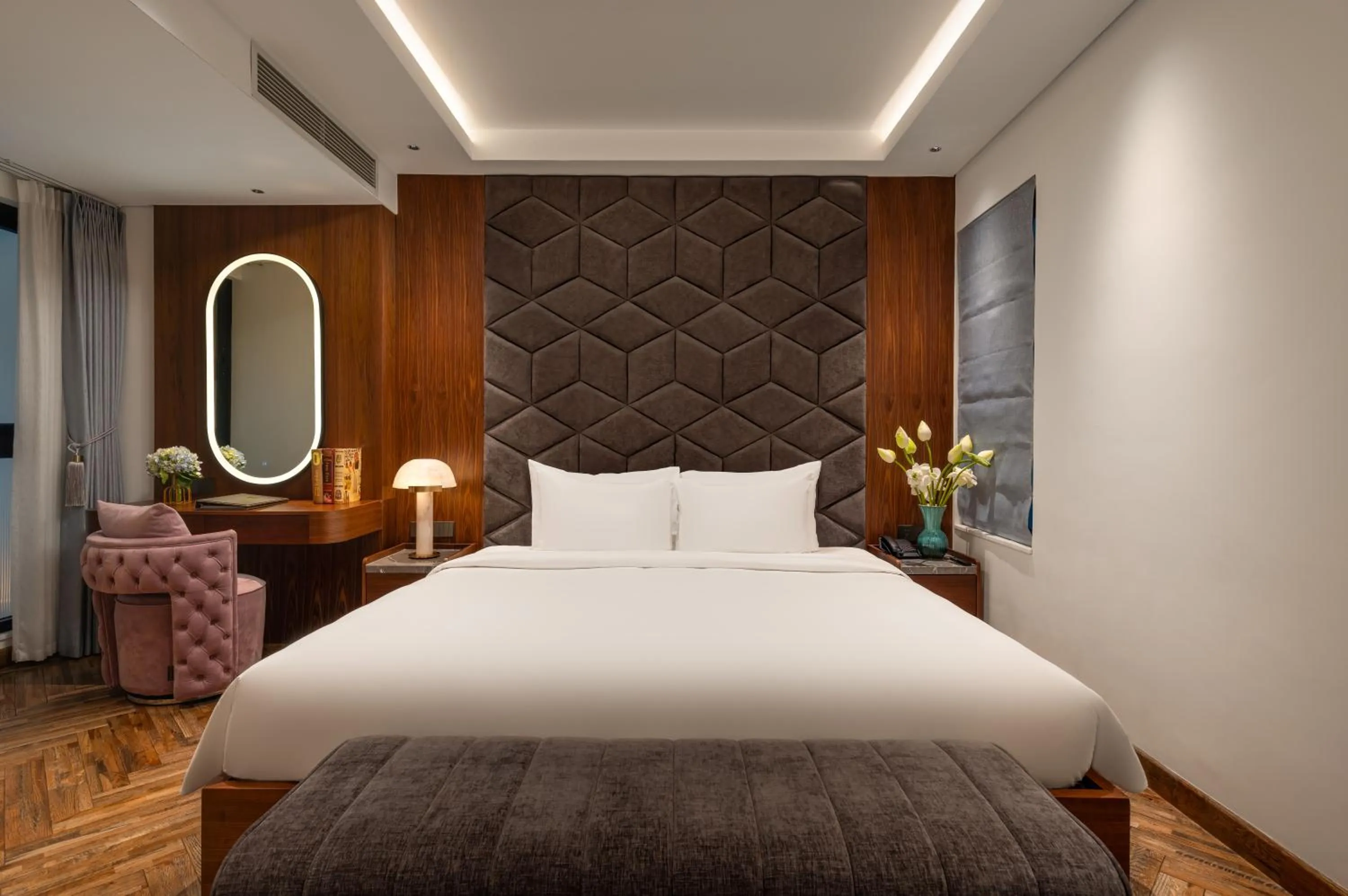 Bed in H Hôtel L'Art Hanoi