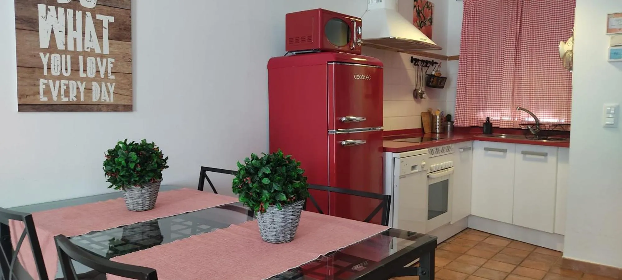 Kitchen or kitchenette in El Huerto de Pipo