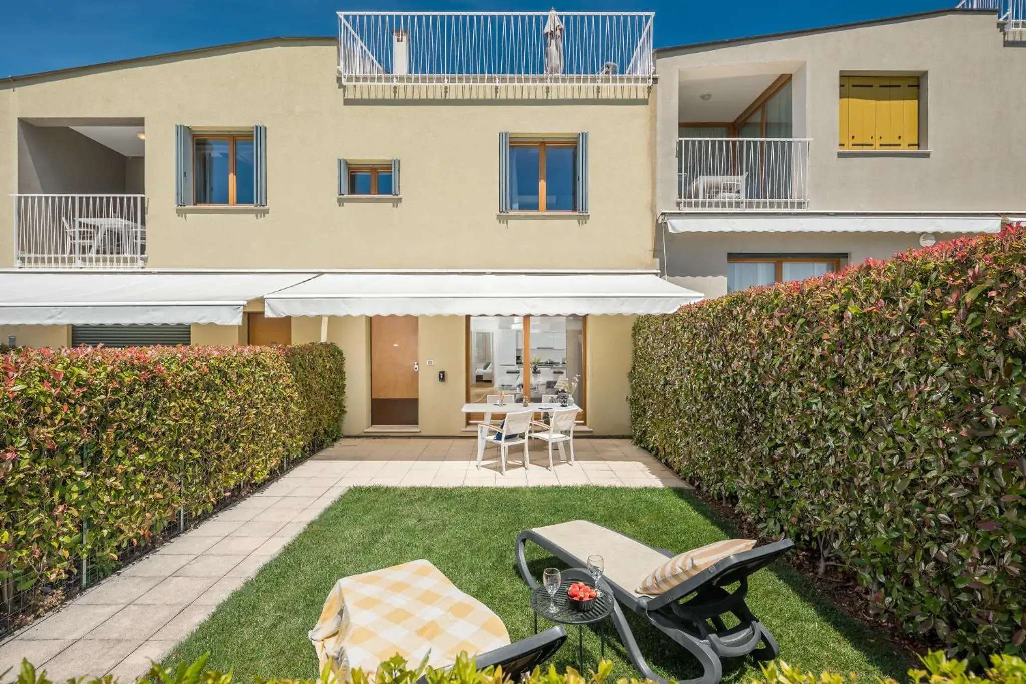 Premium Apartment with Private Garden - single occupancy in Maj Premium Residence Premium Apartment with Private Garden - single occupancy in Maj Premium Residence