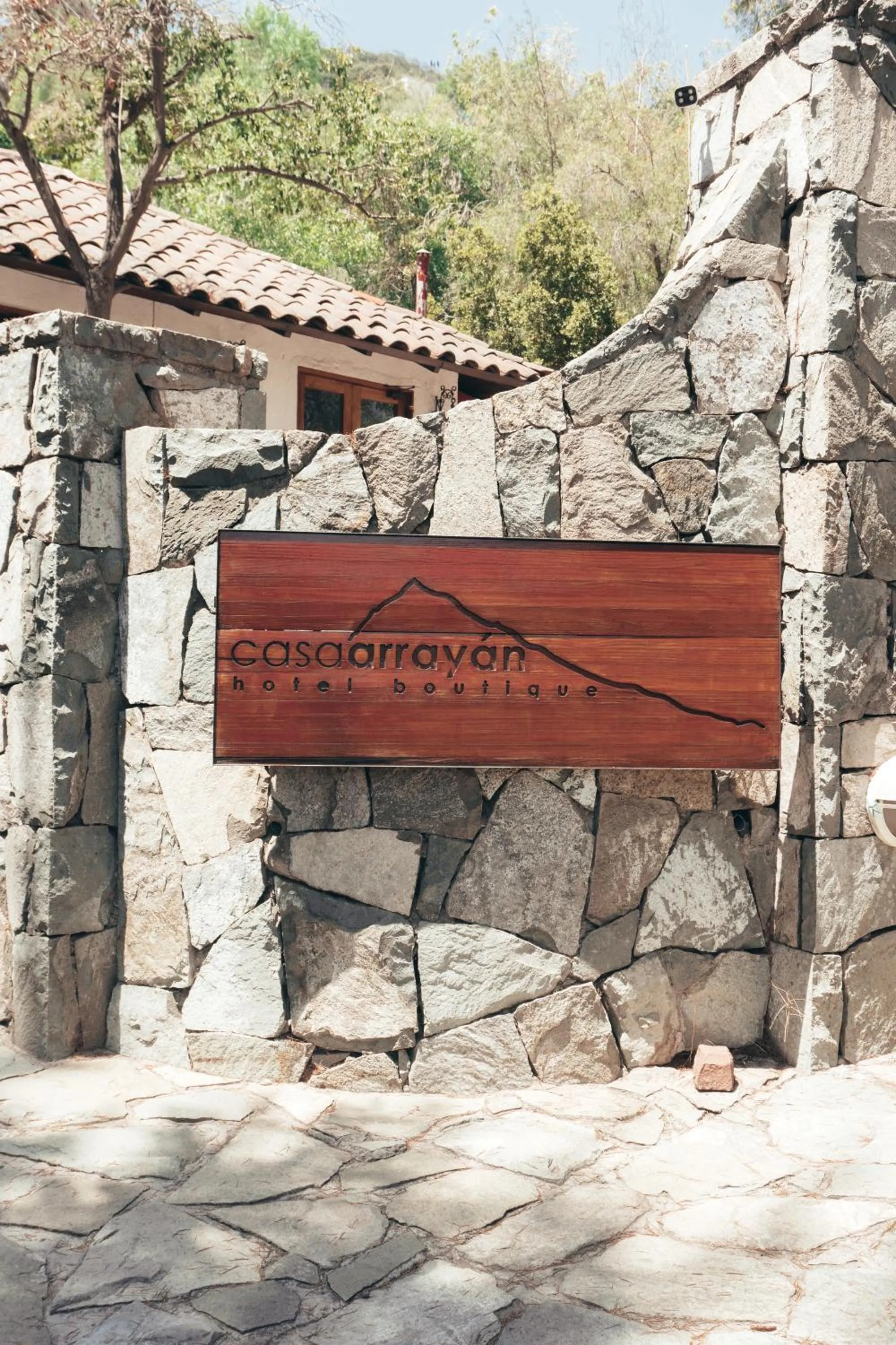 Logo/Certificate/Sign in Casa Arrayán