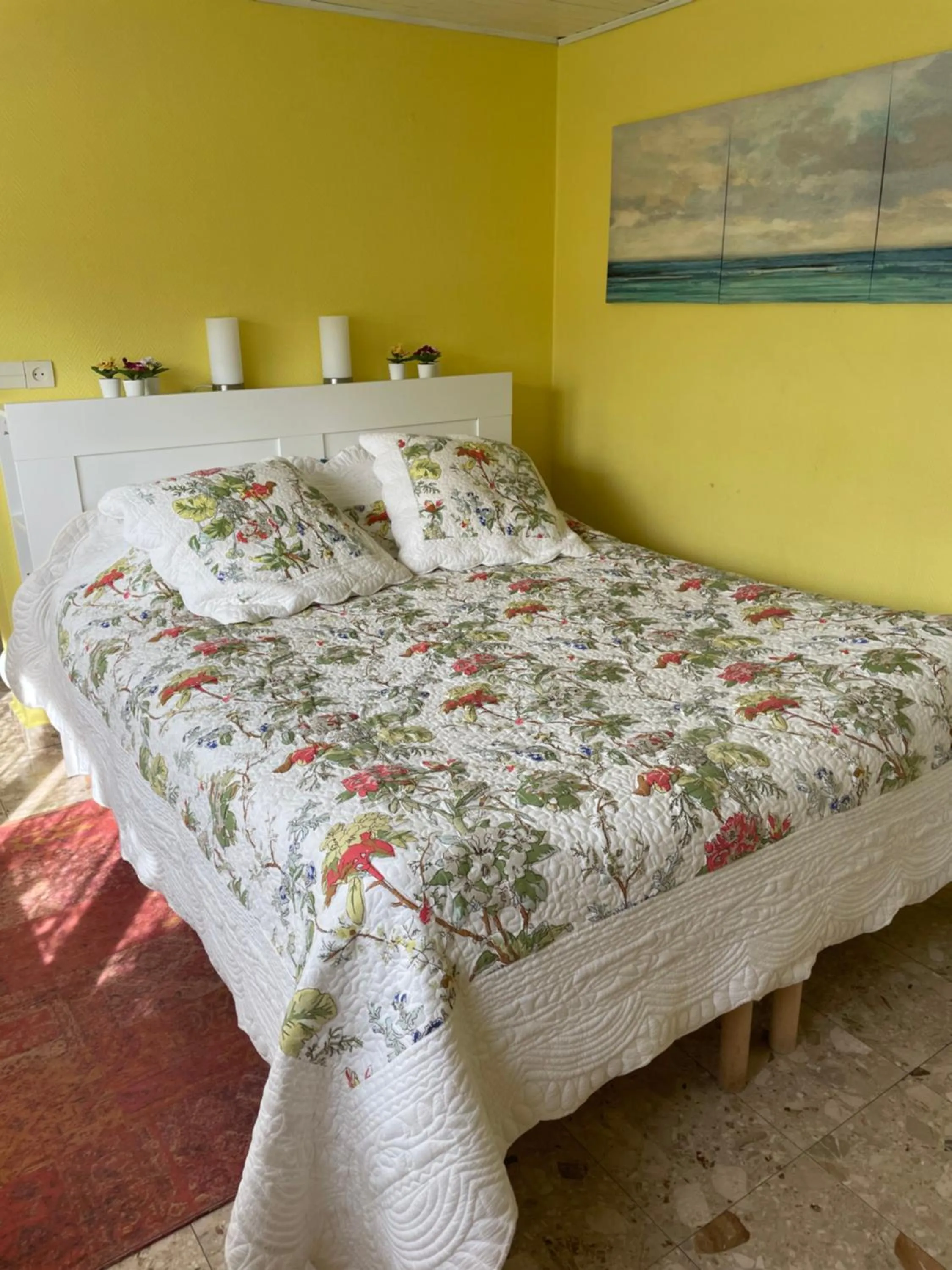 Bedroom, Bed in Annette's Home