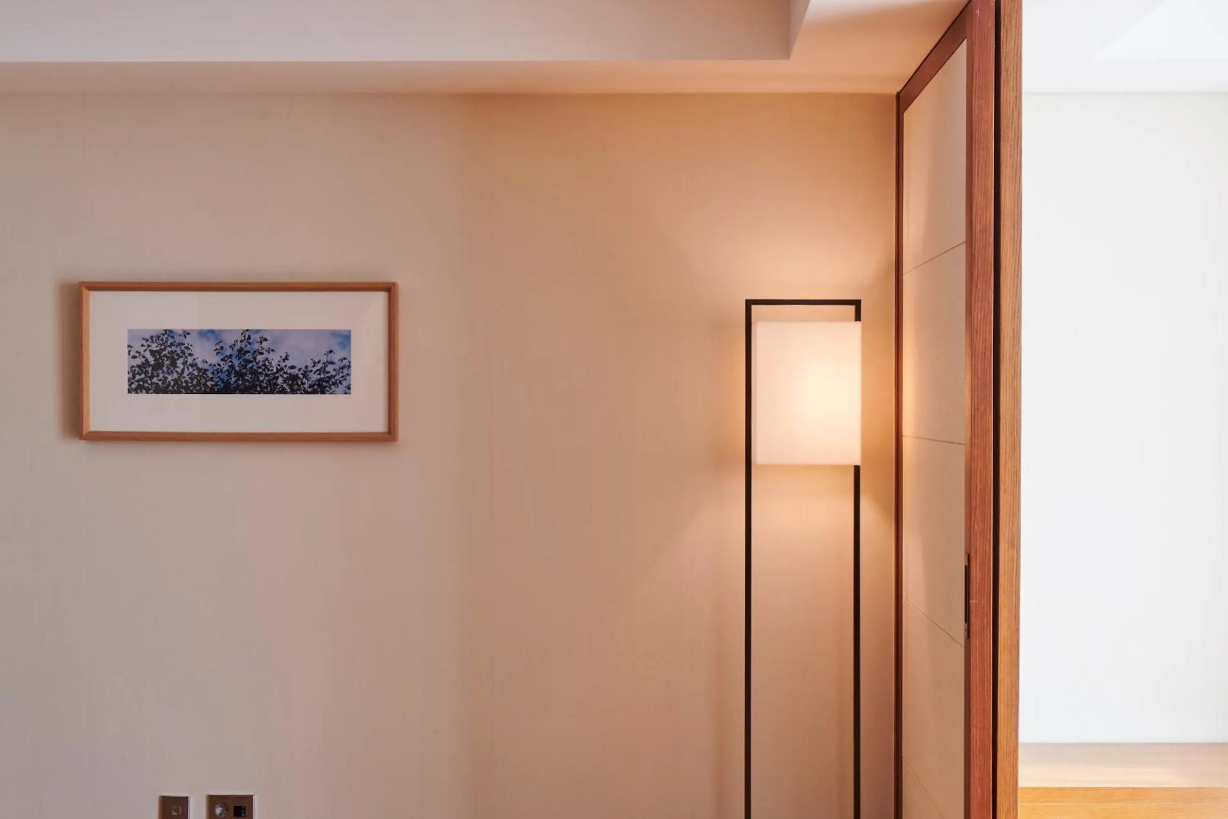 Photo of the whole room in Lahan Hotel Pohang