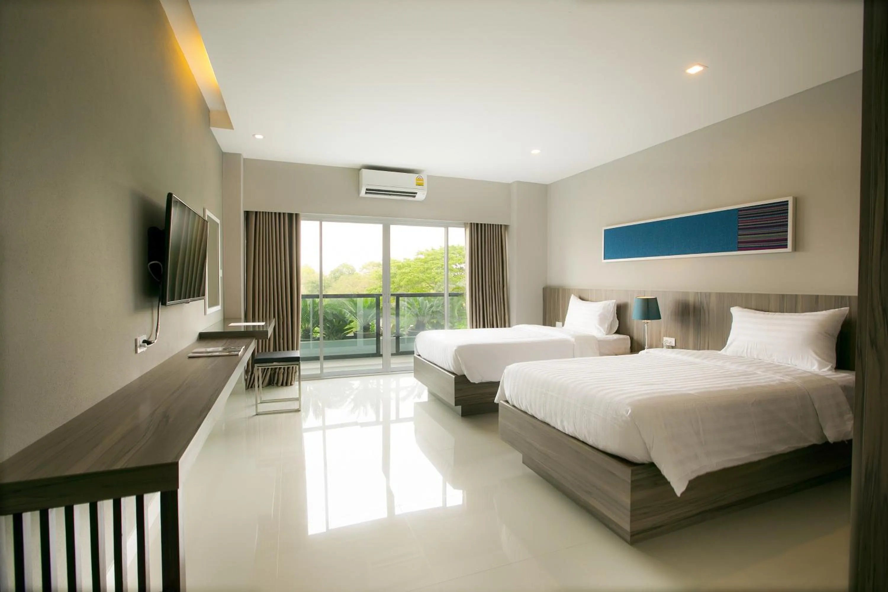 Photo of the whole room in V Hotel Ubon Ratchathani